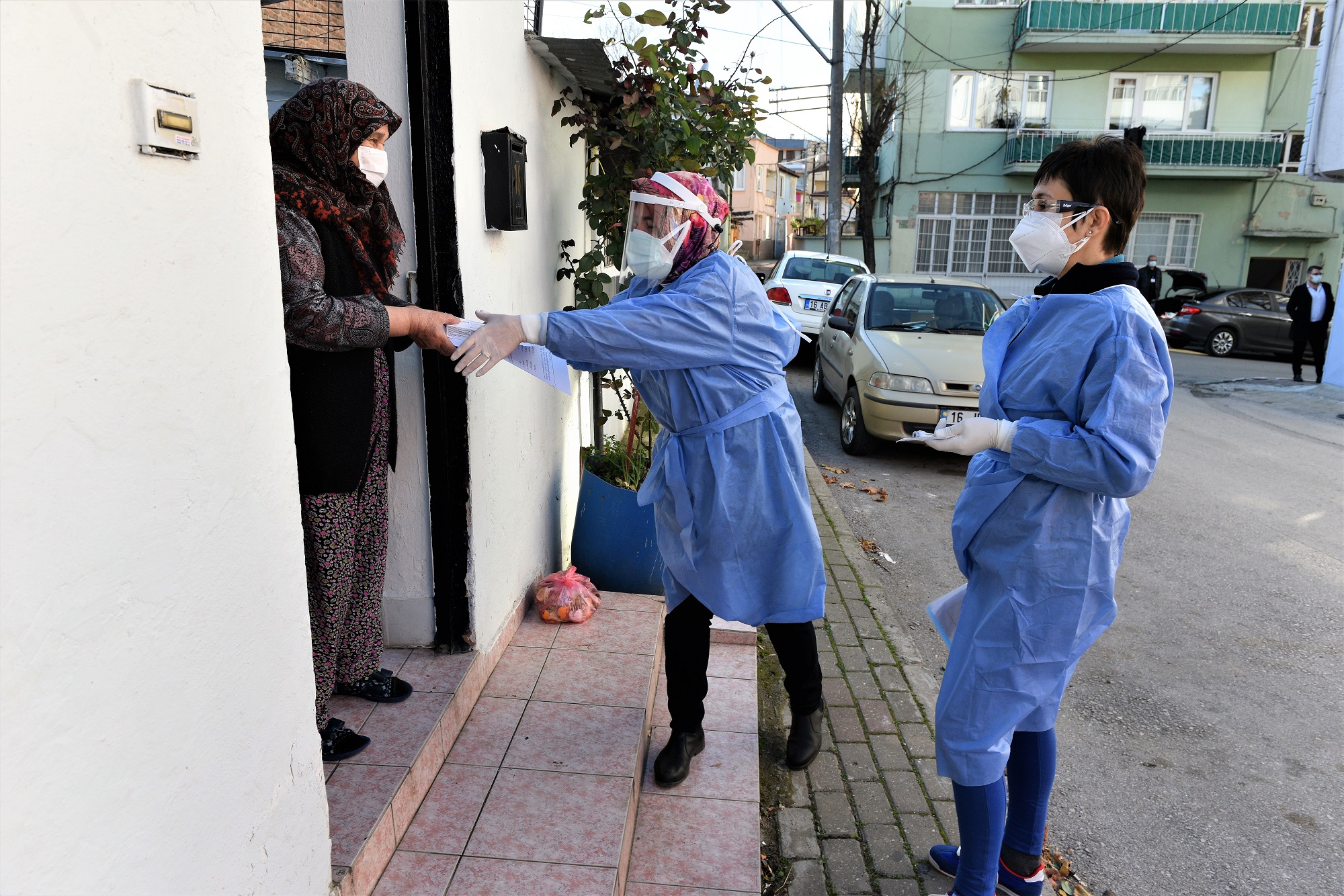 COVİD-19 İLE SAVAŞTA SAĞLIK NEFERLERİNE FİLYASYON DESTEĞİ