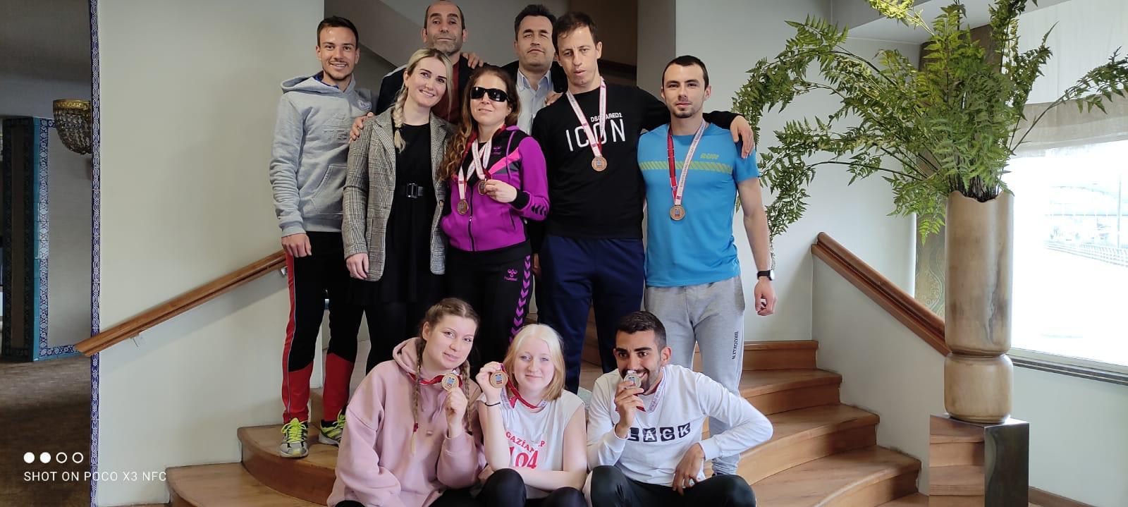 Atletizmde engeller sabır ve azimle aşıldı