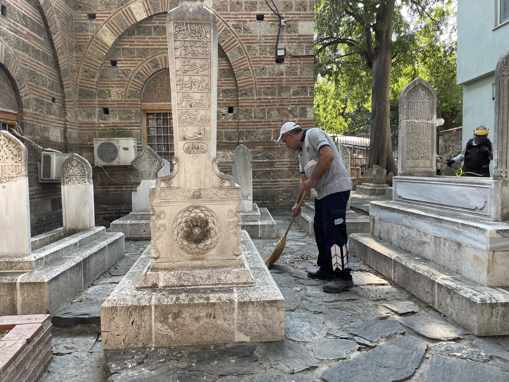 HAZİRELER ECDADA YAKIŞIR HALE GETİRİLİYOR