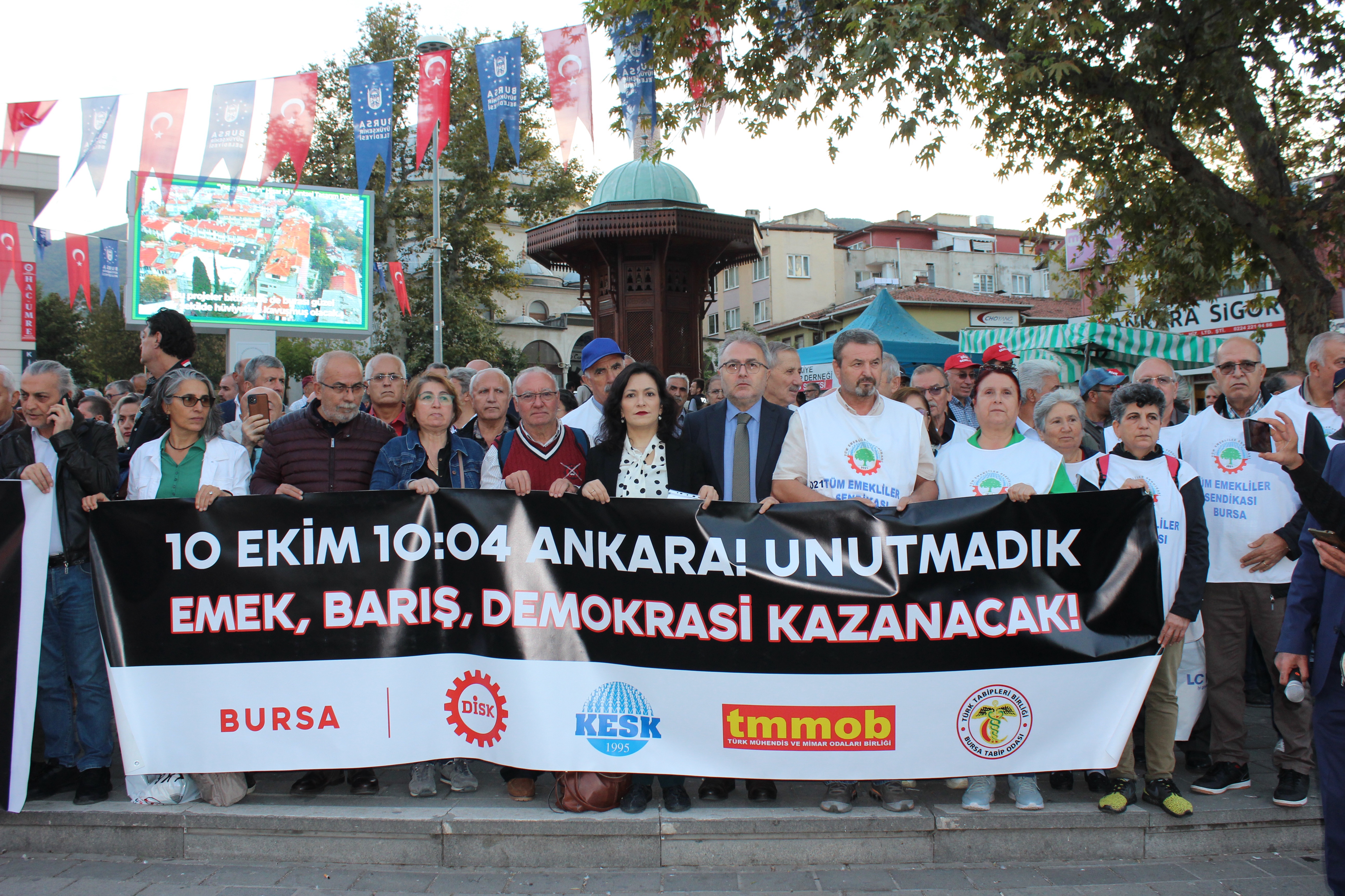 Bursa'da 10 Ekim Ankara Mitingi Saldırısı'nın 8. Yılı Anıldı