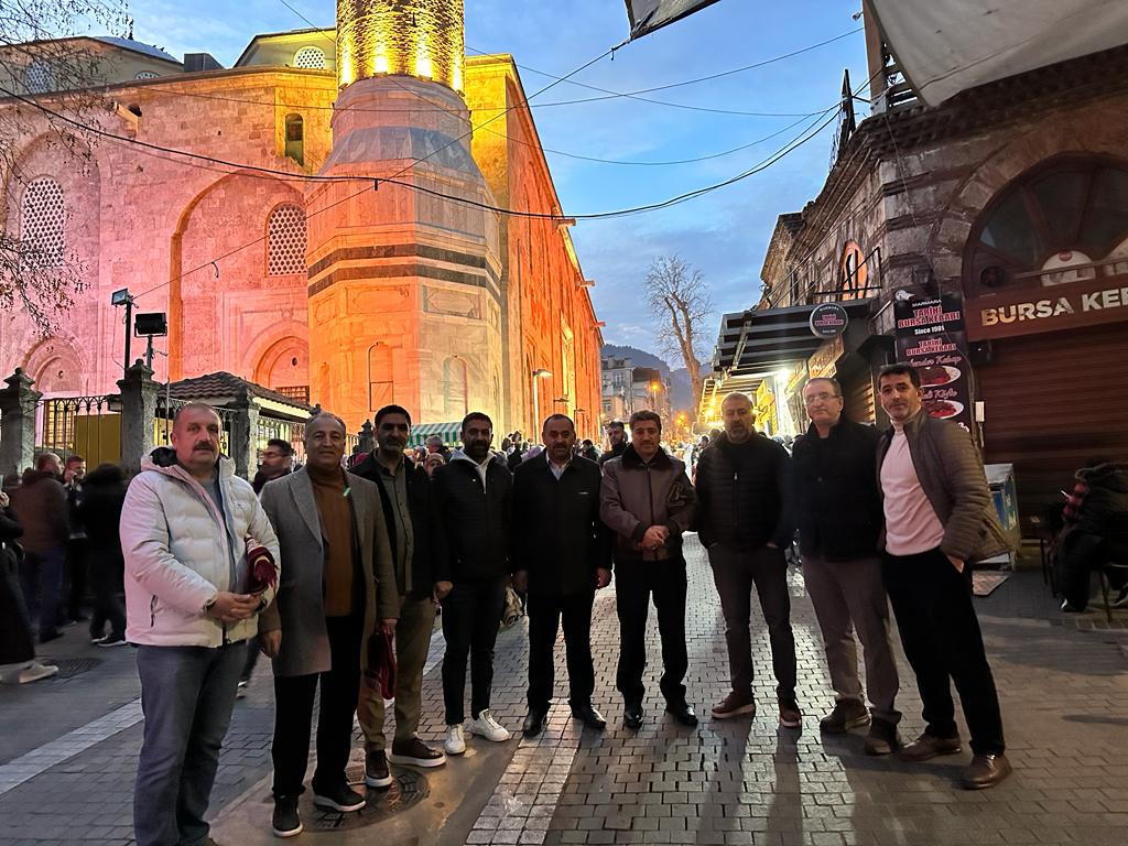 Bursa MUŞSİAD, yılın ilk namazında Ulucami’de dua etti