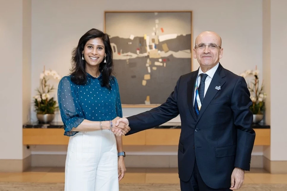 IMF'den ekonomik programa övgü