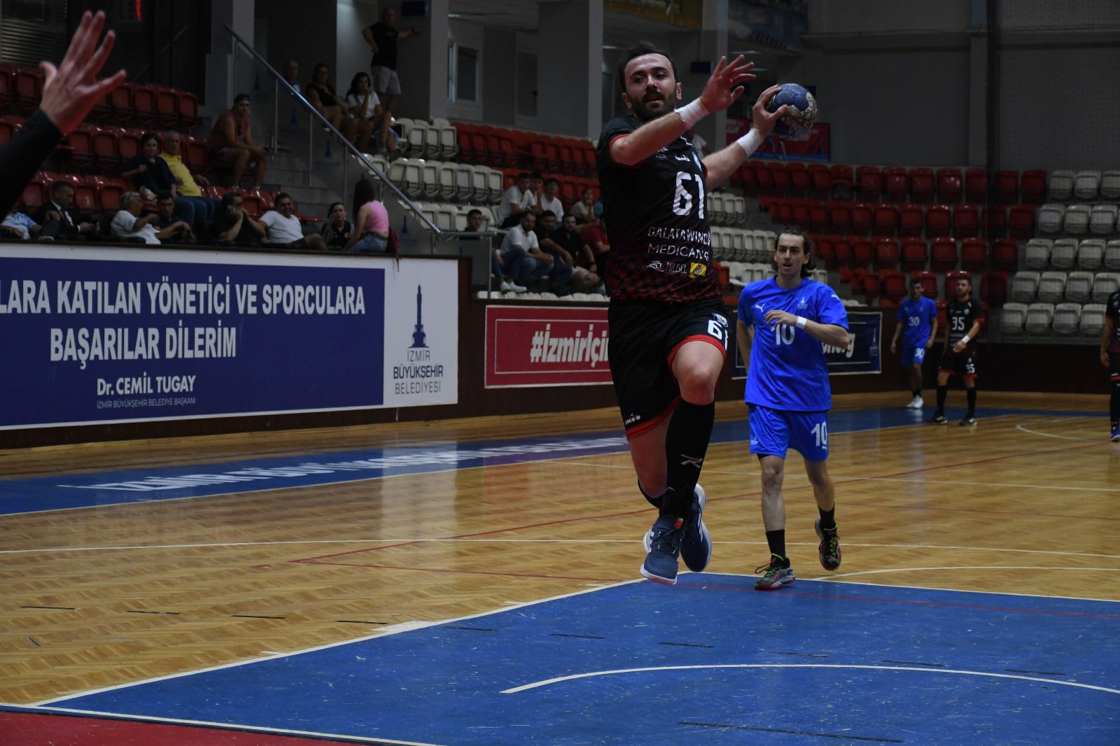 Nilüfer Belediyespor yeni sezonda ilk galibiyetini aldı