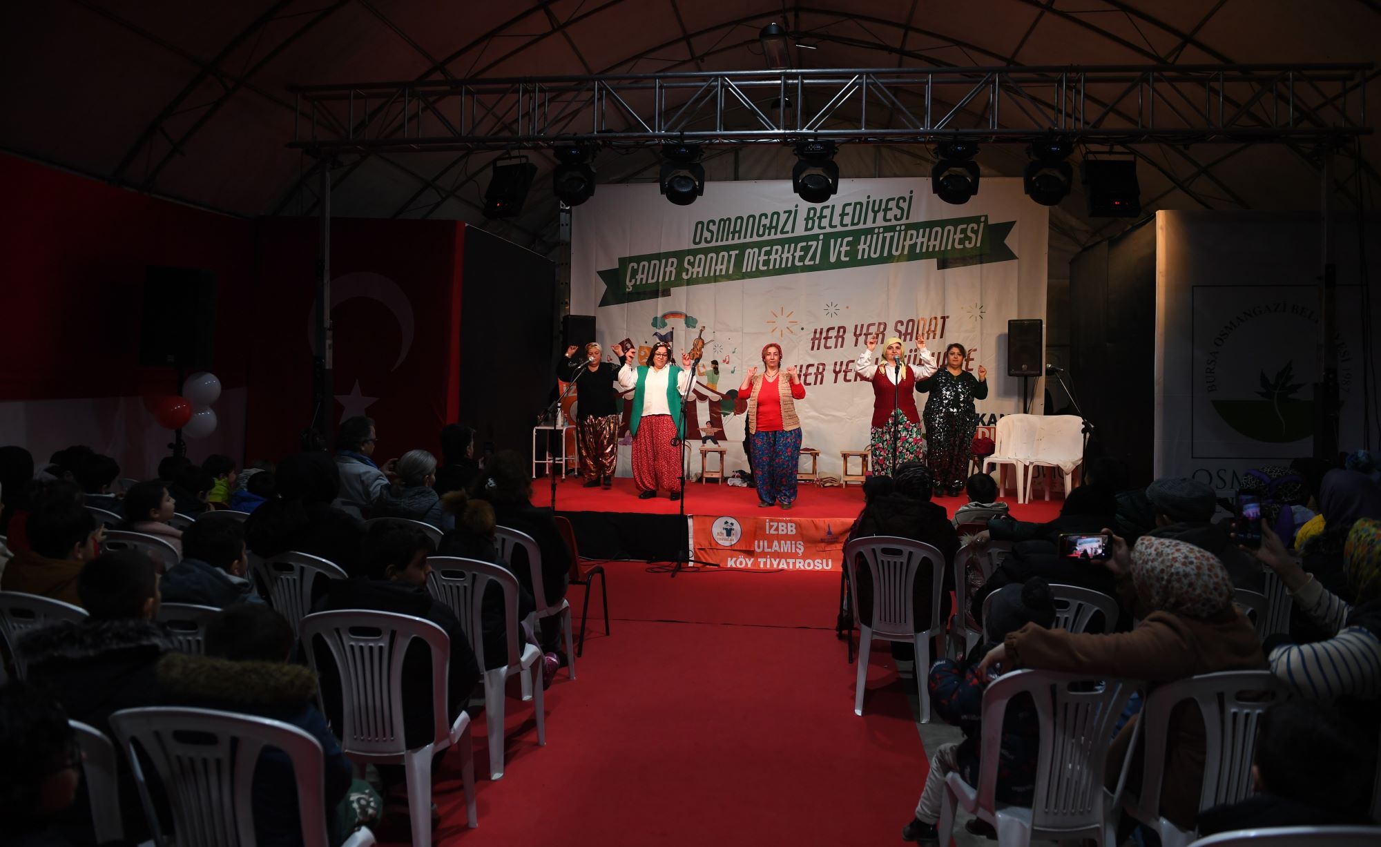 Osmangazili çocuklar yarıyıl tatilini sanatla geçiyor