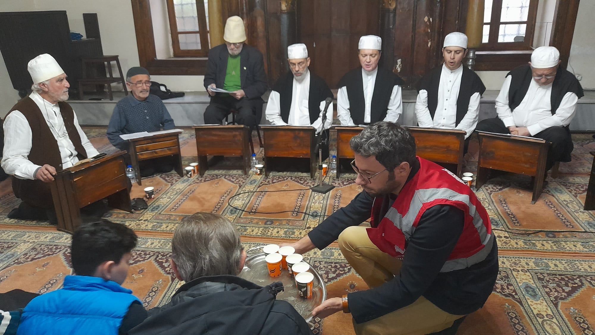 Tarihi Cami'de Miraciyye Seslendi