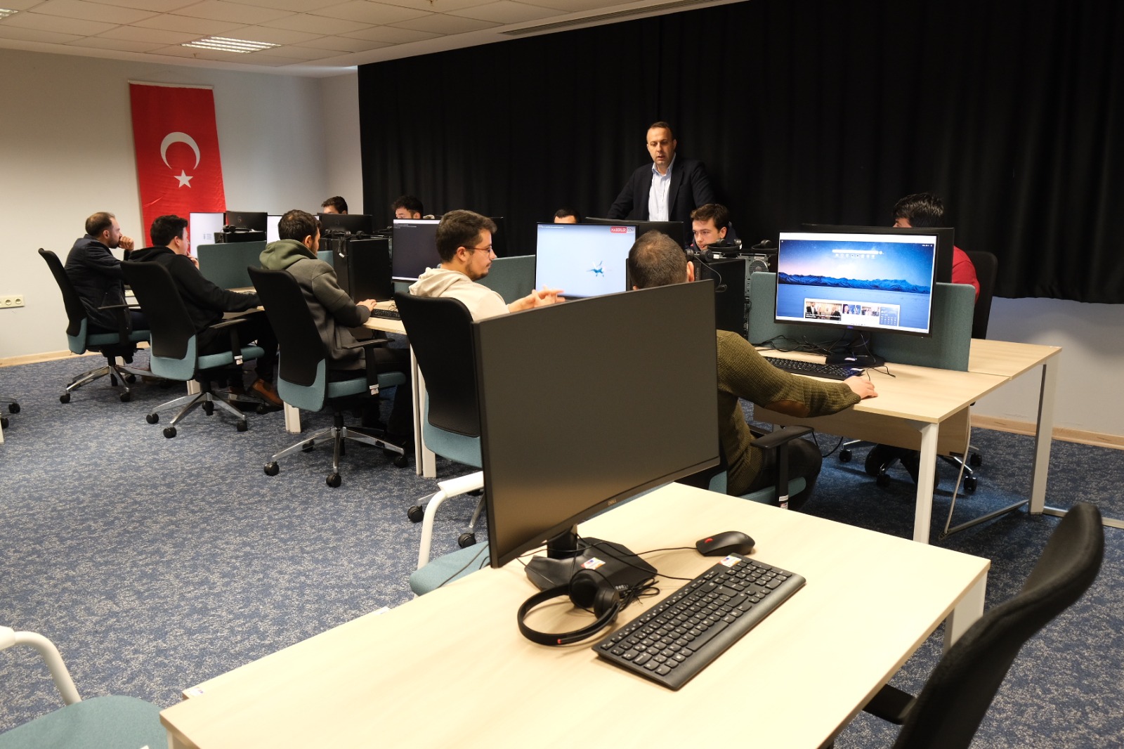 Bursa’da Dijital Gençlik Merkezi açıldı