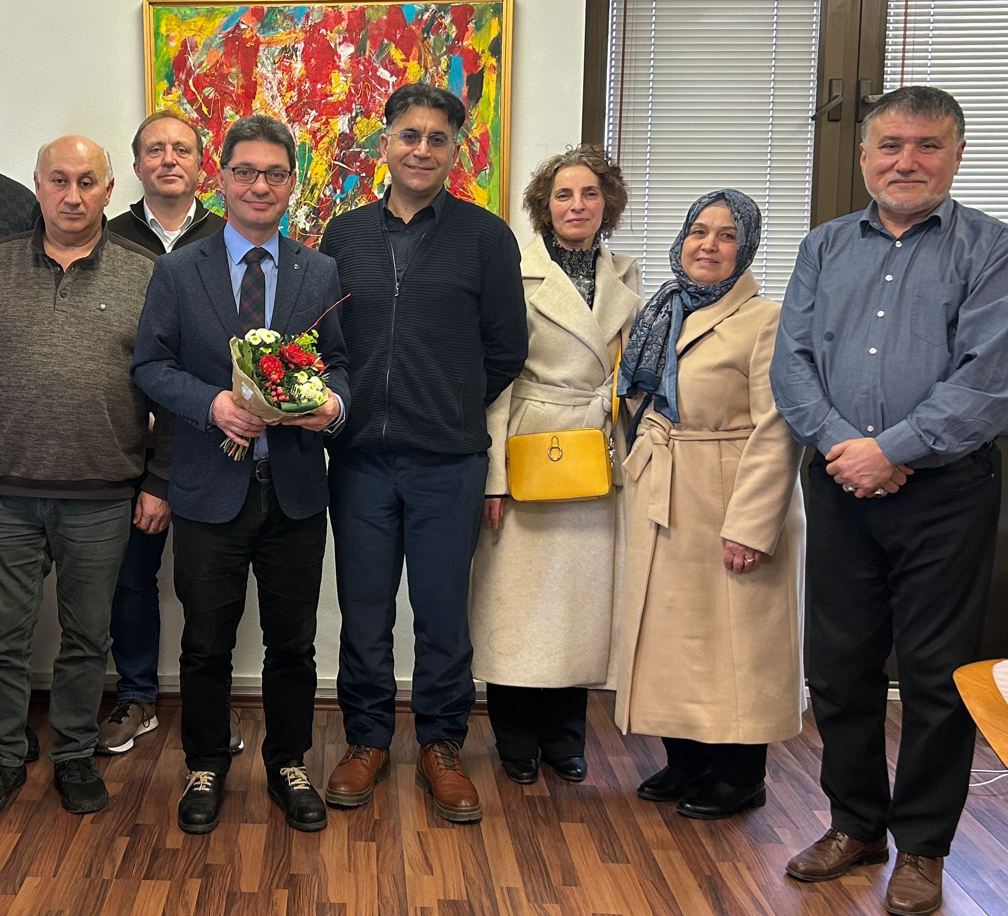 DITIB Landshut Yunus Emre Camii Derneği yeni yönetimi Münih Başkonsolosu Süalp Erdoğan'ı ziyaret etti