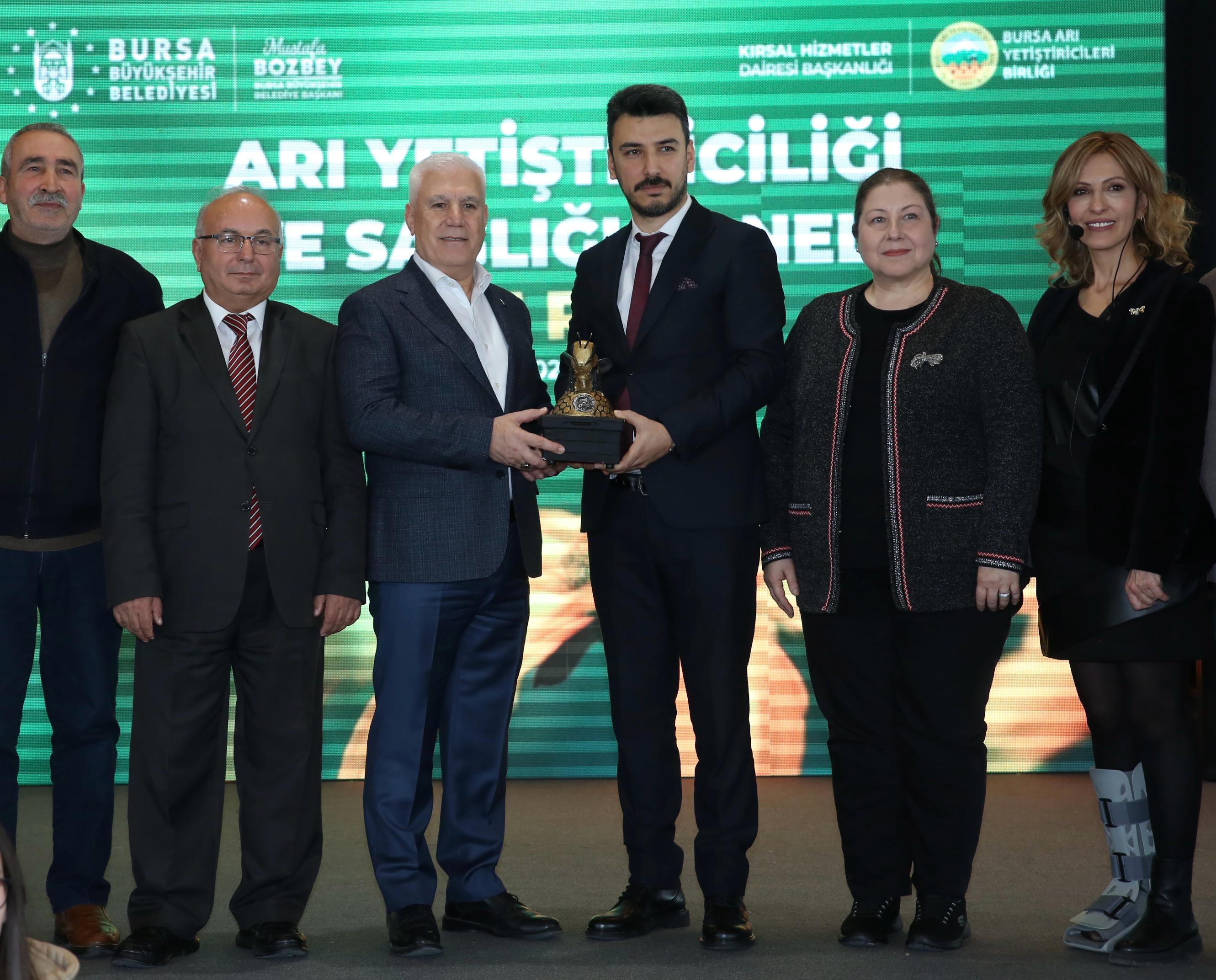 Bursa Büyükşehir Belediyesi'nden Arıcılık sektörüne destek
