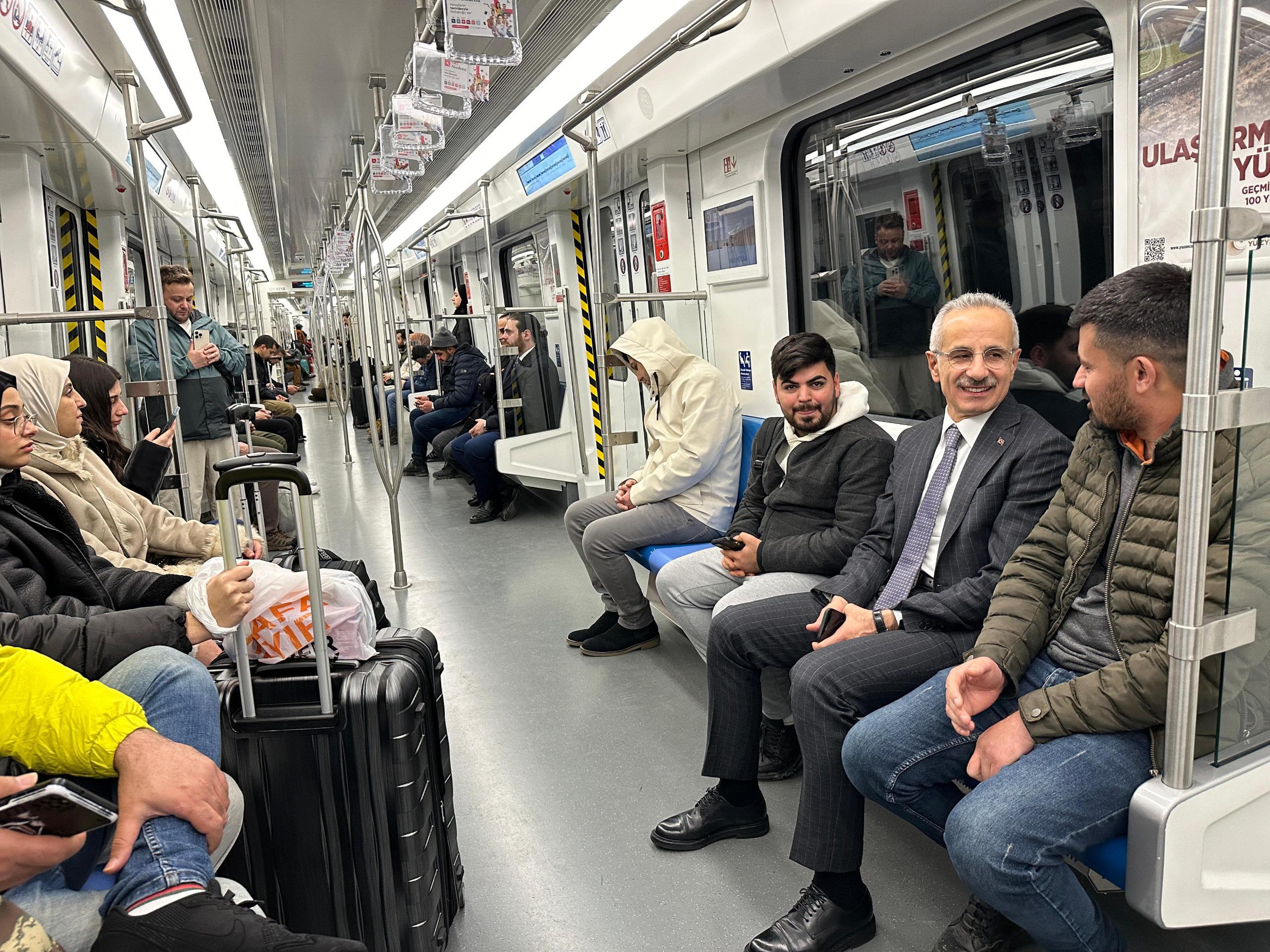 Gayrettepe-İstanbul Havalimanı Metrosu yolcu rekoru kırdı
