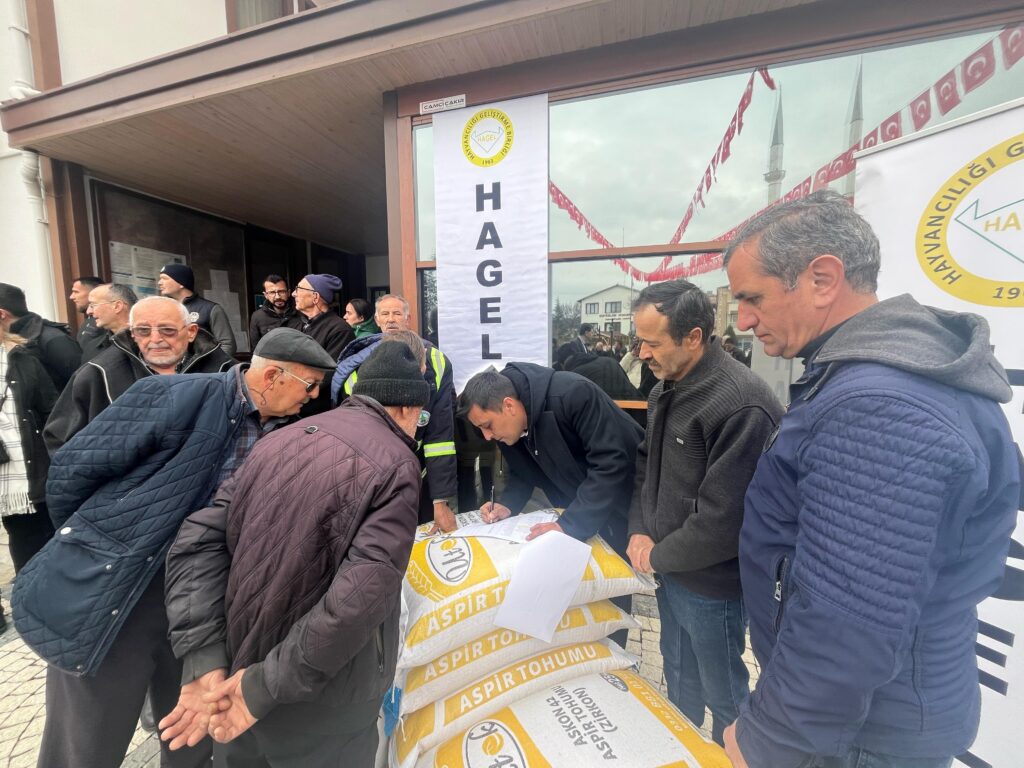 Bursa Büyükşehir'den çiftçiye tohum desteği