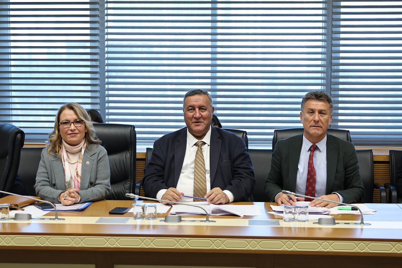 CHP Bursa Milletvekili Orhan Sarıbal: “İklim kanunu ülke kaynaklarının sömürülmesinin yasası olacak”