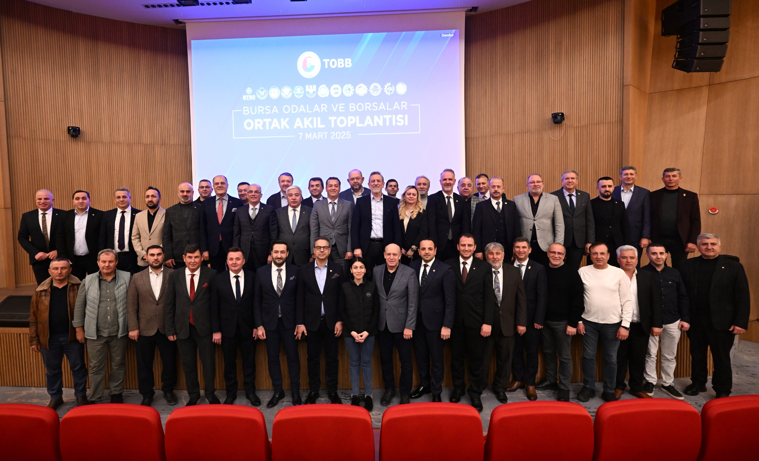 Bursa'da iş dünyası gündemi değerlendirdi