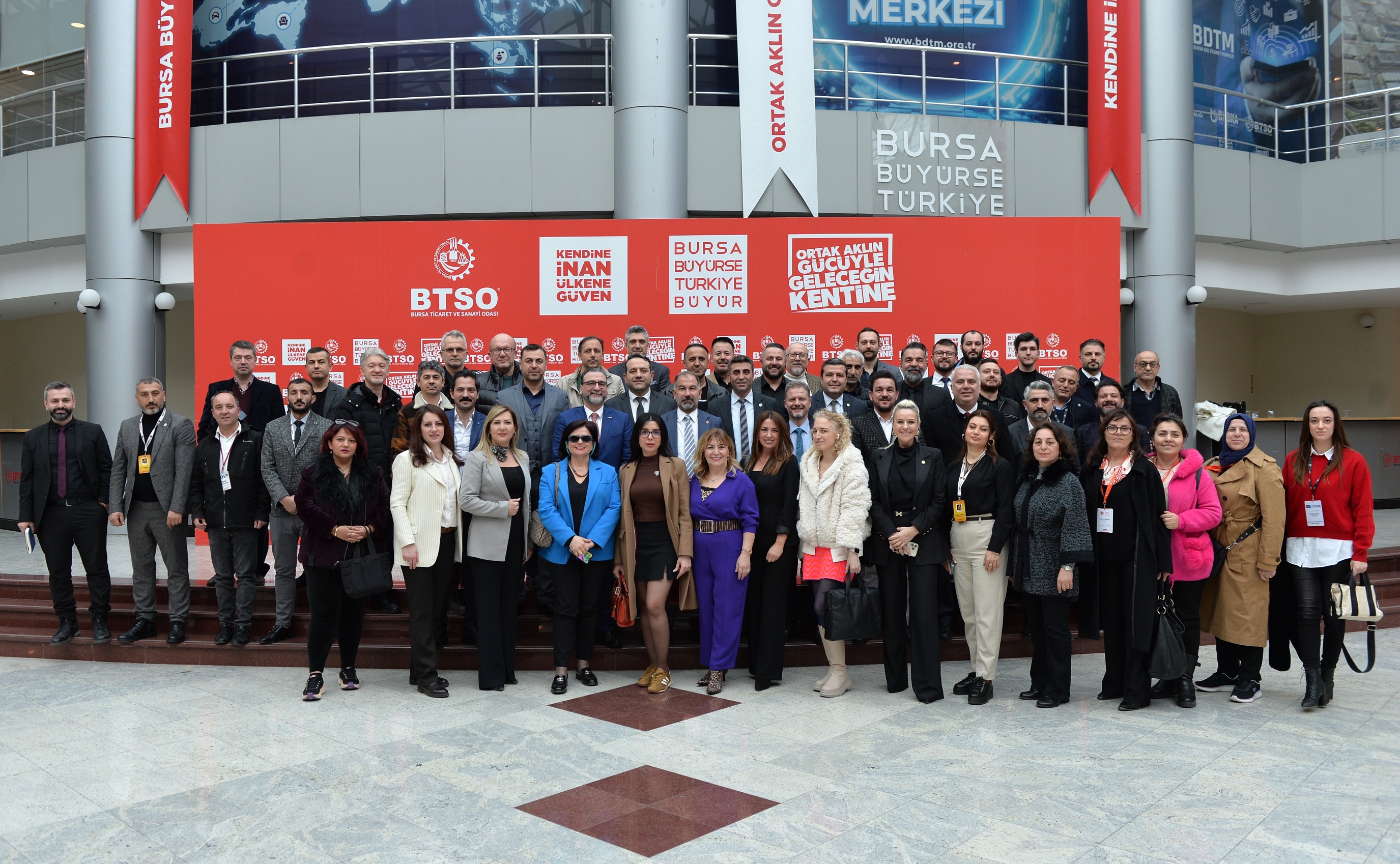 BTSO Akademi'de gayrimenkul sektörü konuşuldu