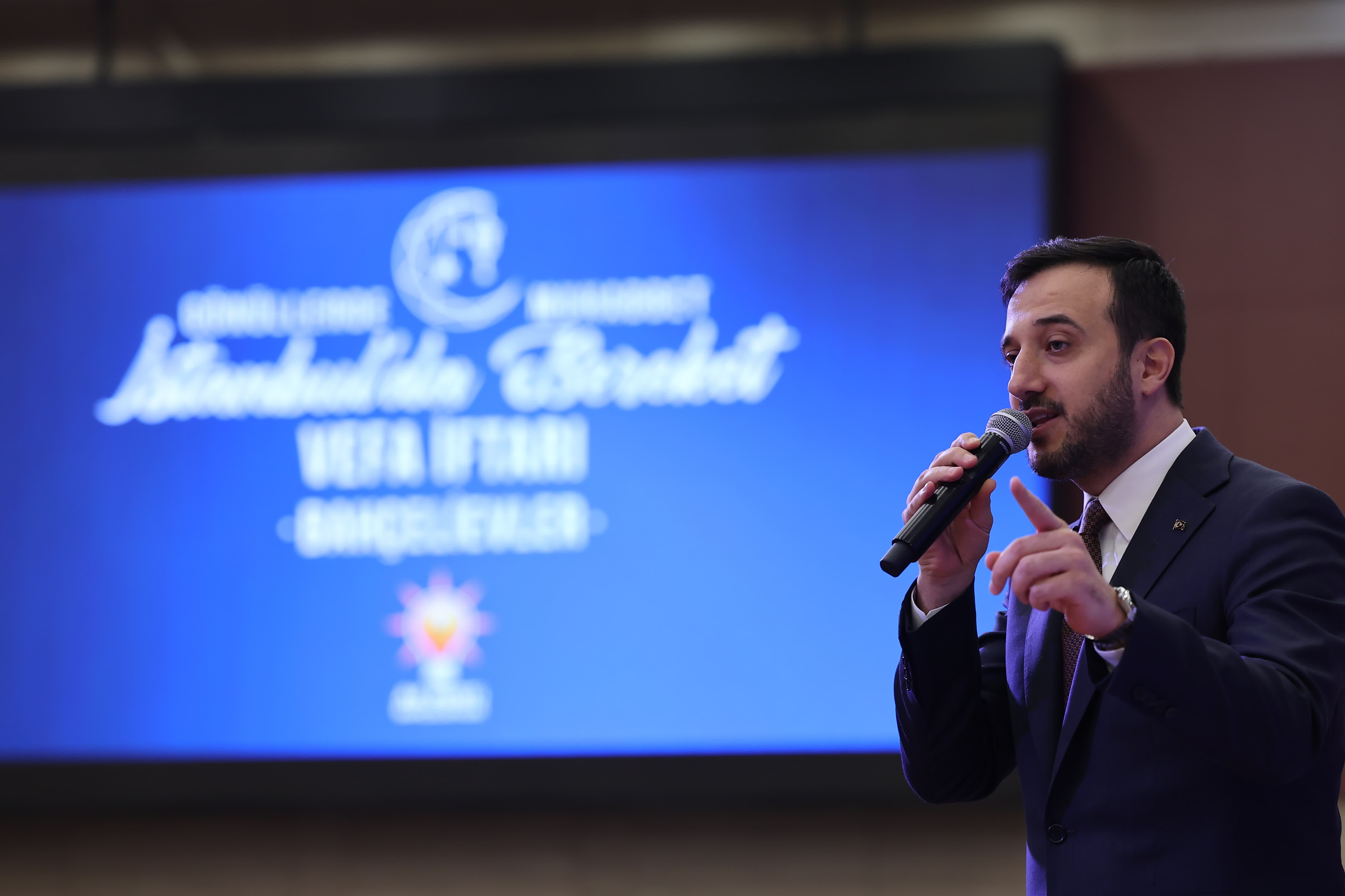 AK Parti İl Başkanı'ndan Şehzadebaşı Camii açıklaması