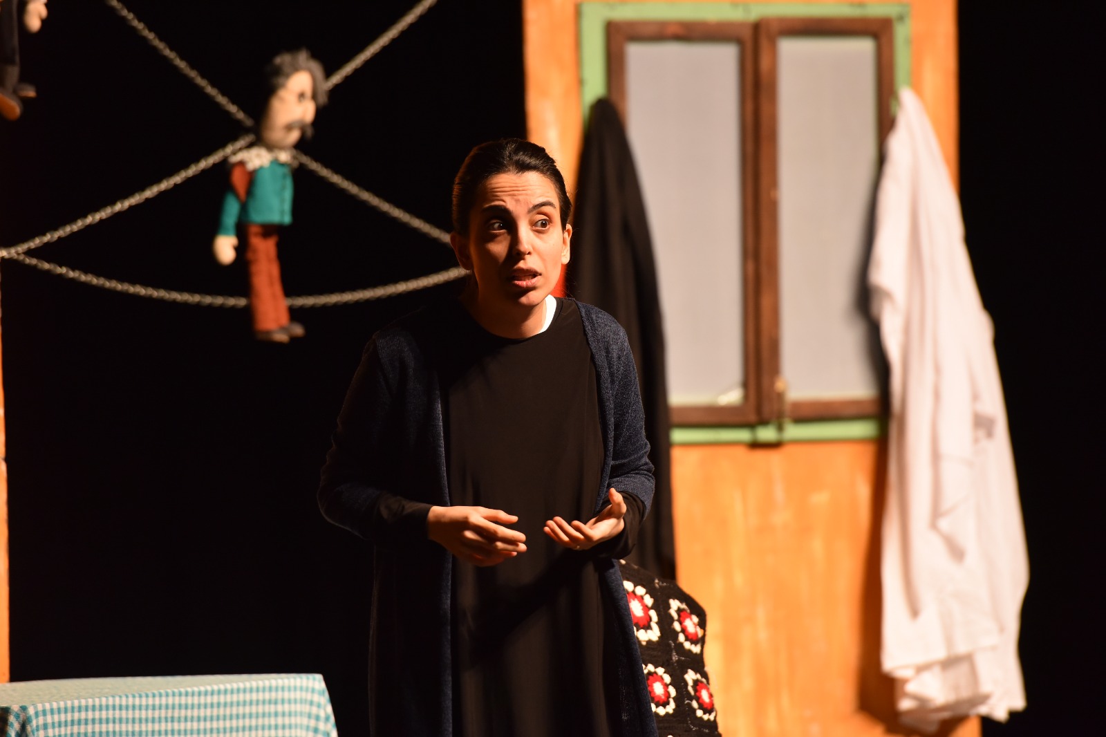 Nurdan Albamya İnce'nin tek kişilik oyunu Yıldırım'da sahnelendi