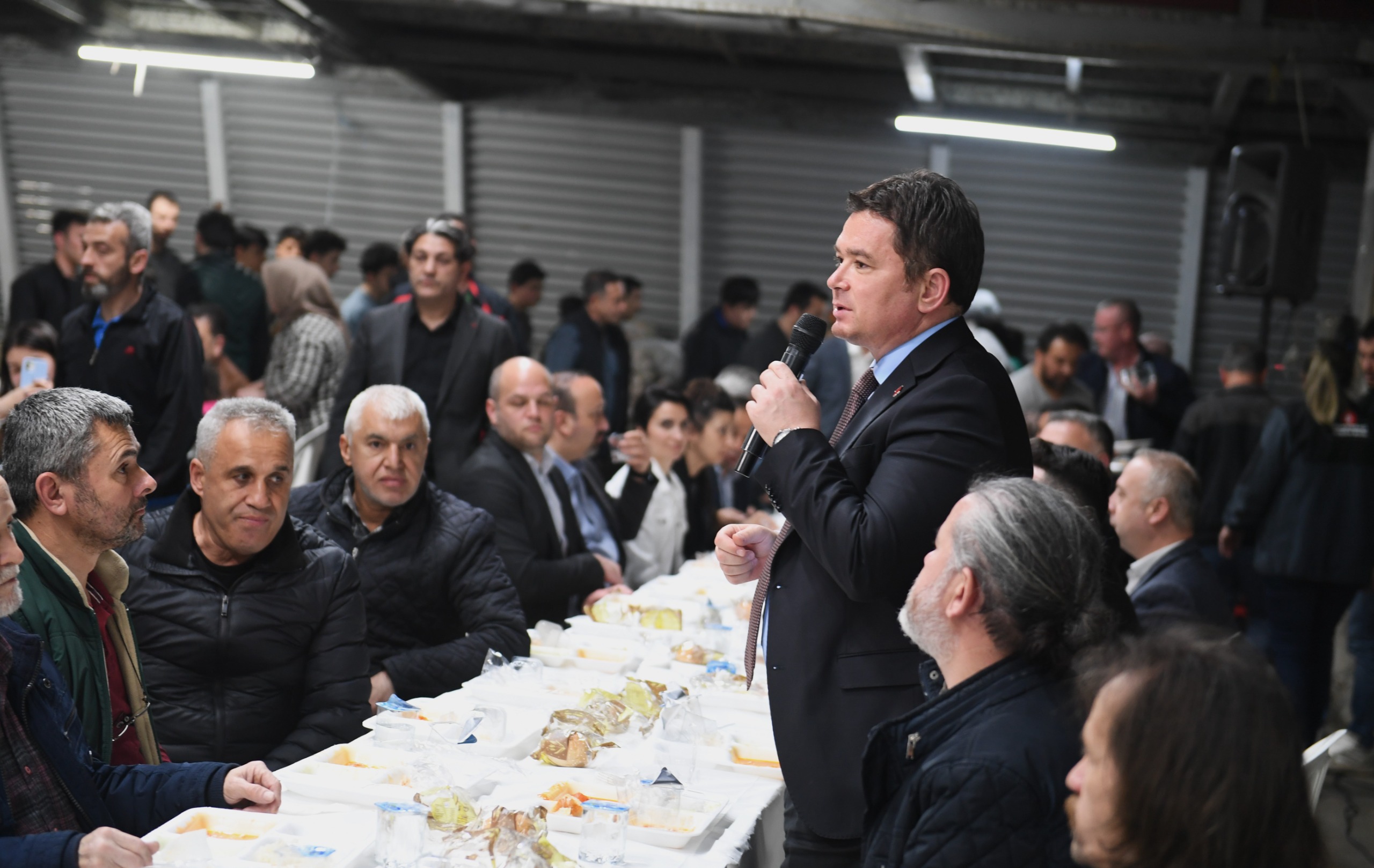 Osmangazi Belediyesi'nden Kadir Gecesi iftarı