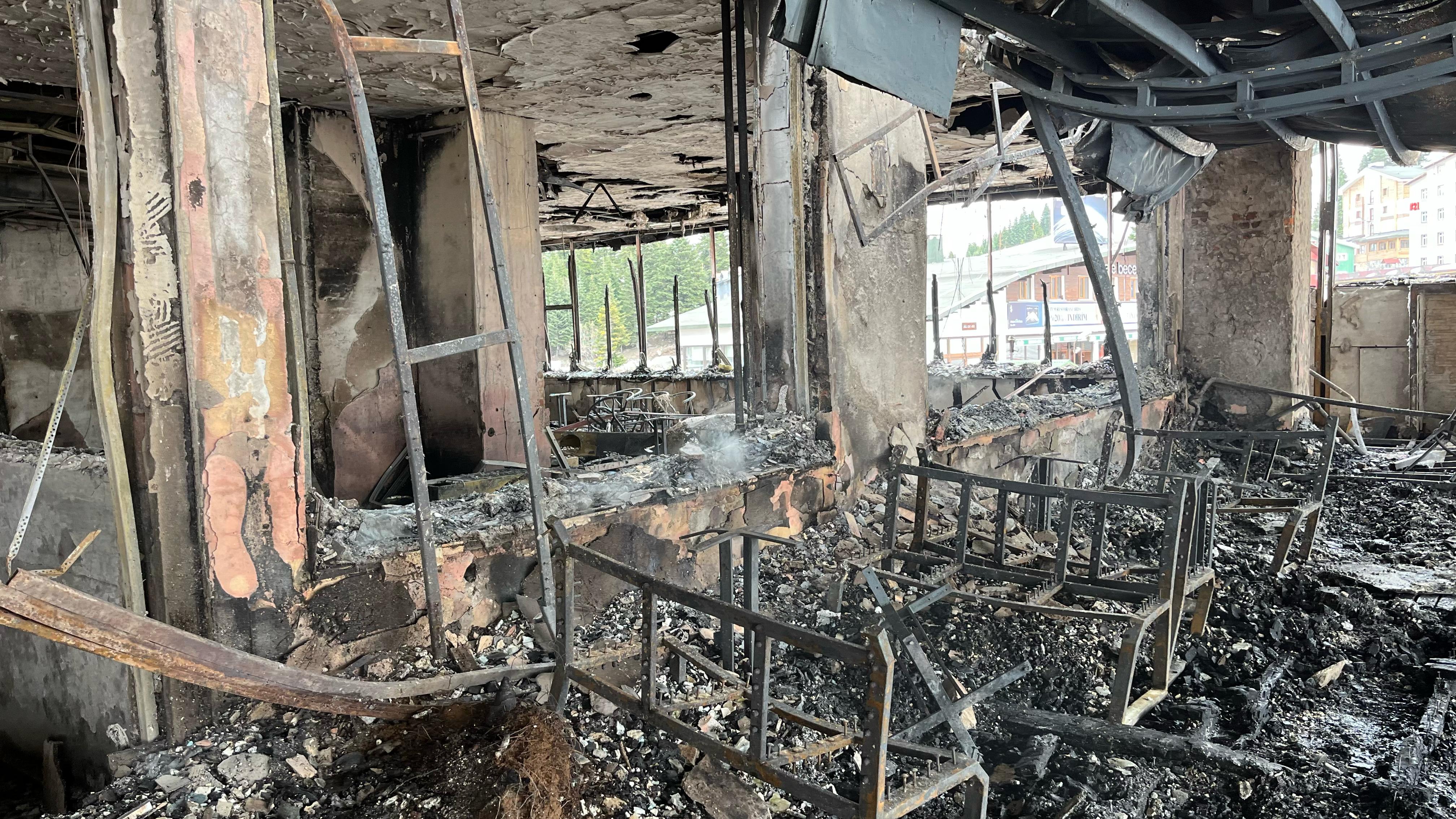 Uludağ otel yangınında dört gözaltı daha