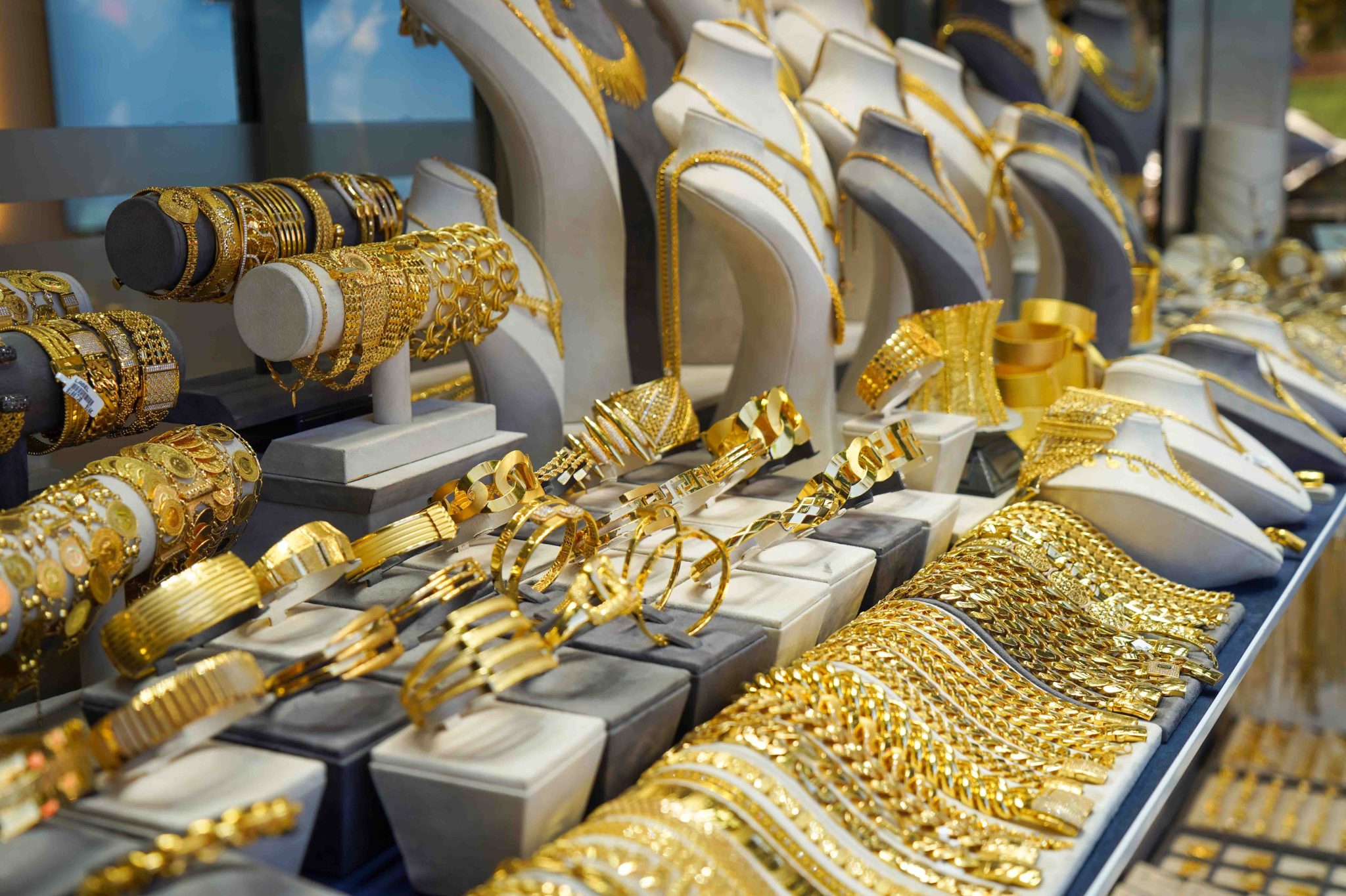 Altın yükselişe devam ediyor