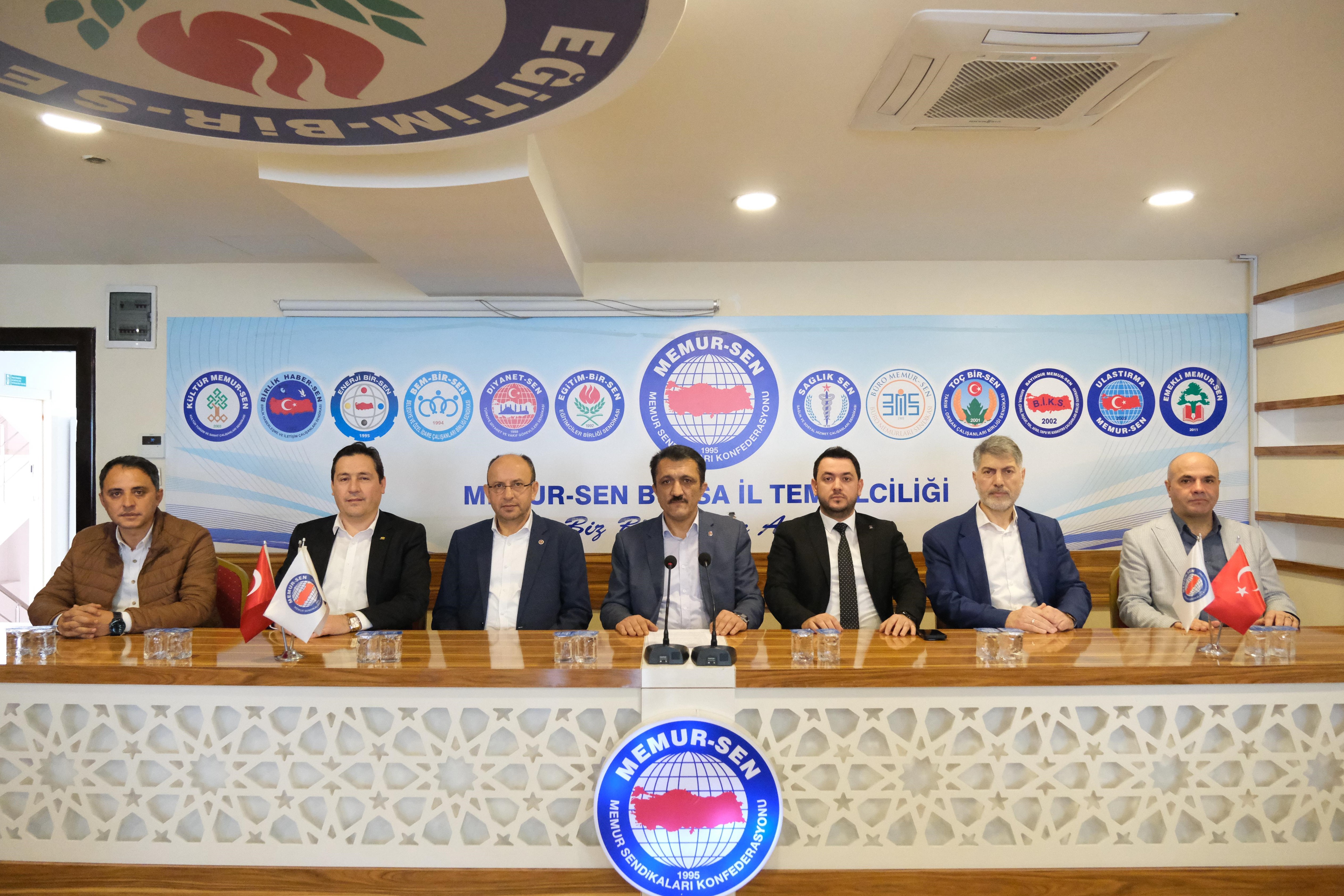 Memur-Sen Bursa ailesi bayramlaştı