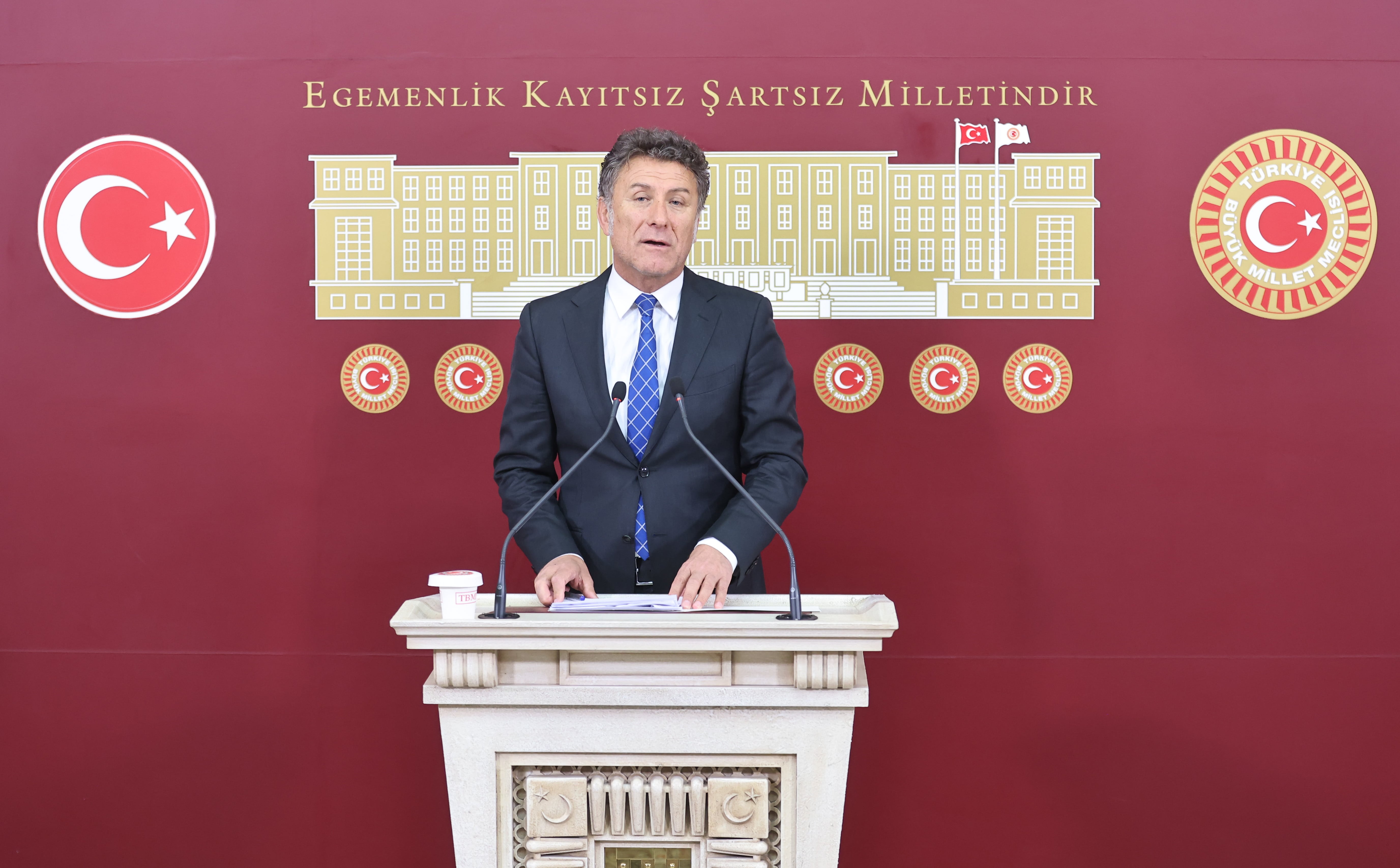 CHP Bursa Milletvekili Orhan Sarıbal: "Tütün üreticisi uluslararası sermayenin insafına bırakıldı"