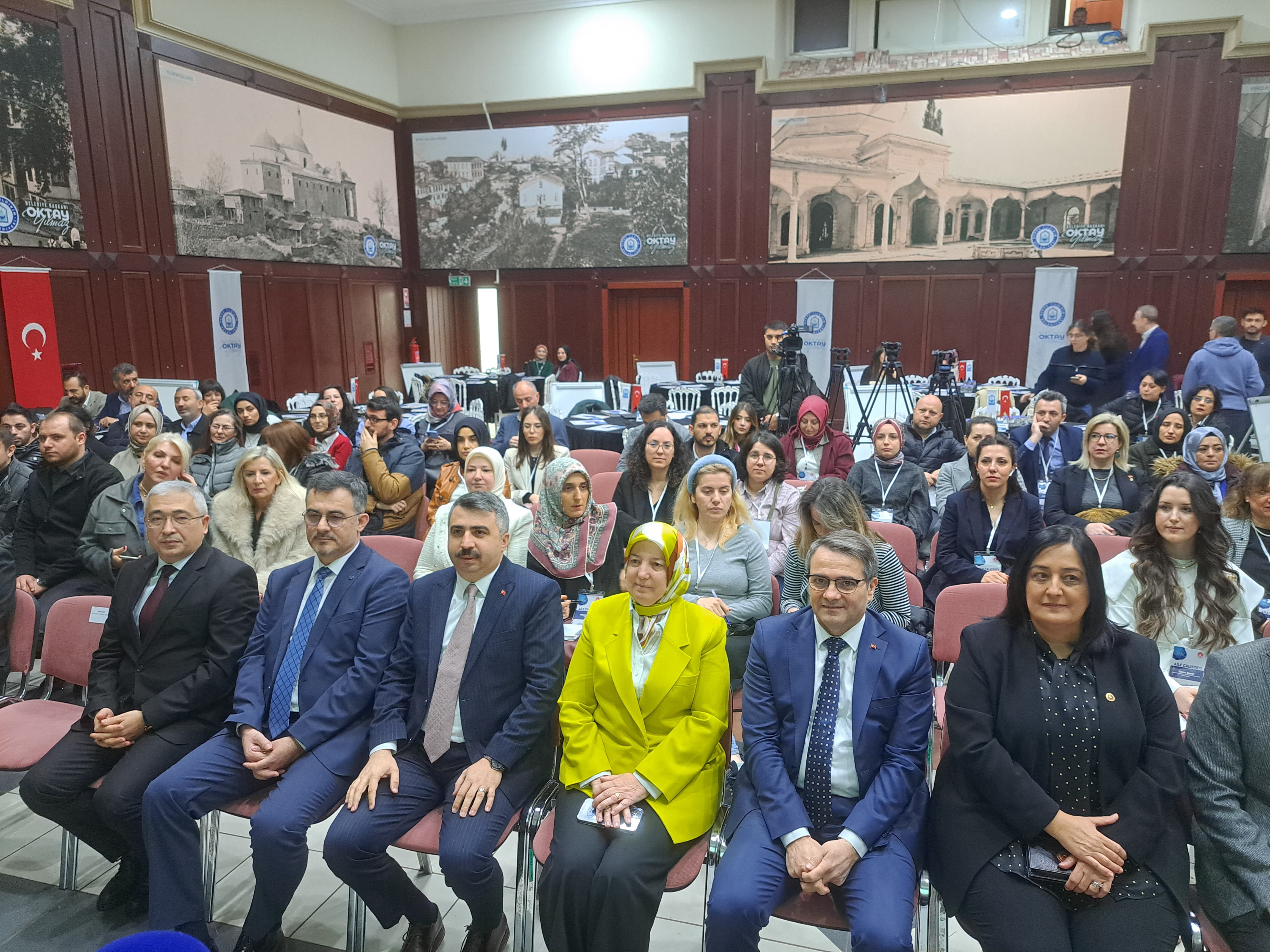 Yıldırım'da "Aile Çalıştayı": Güçlü aile, güçlü toplum vurgusu