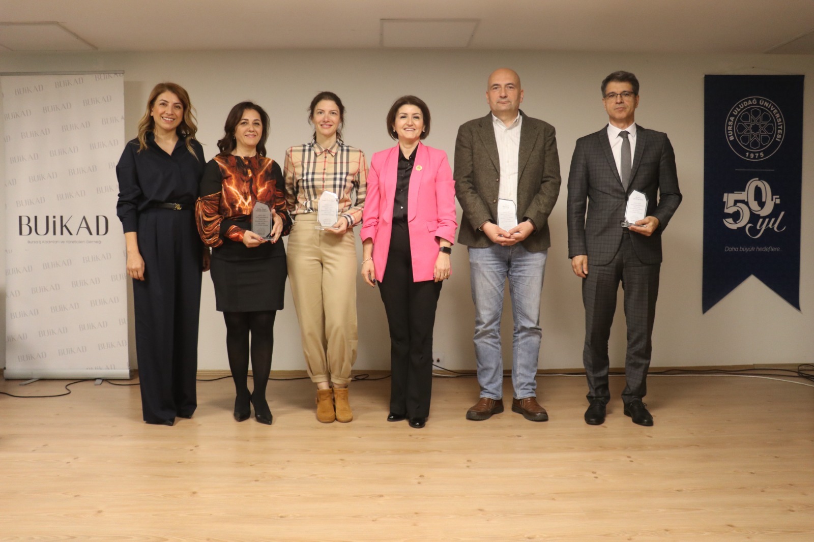 BUİKAD üyeleri üniversiteli öğrencilerle buluştu