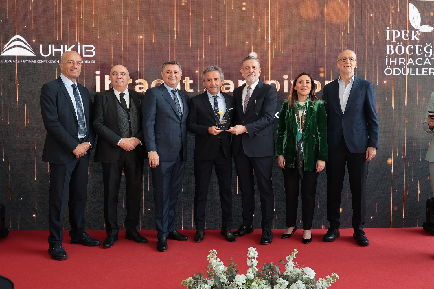 İhracatın şampiyonları Bursa'da ödül aldı