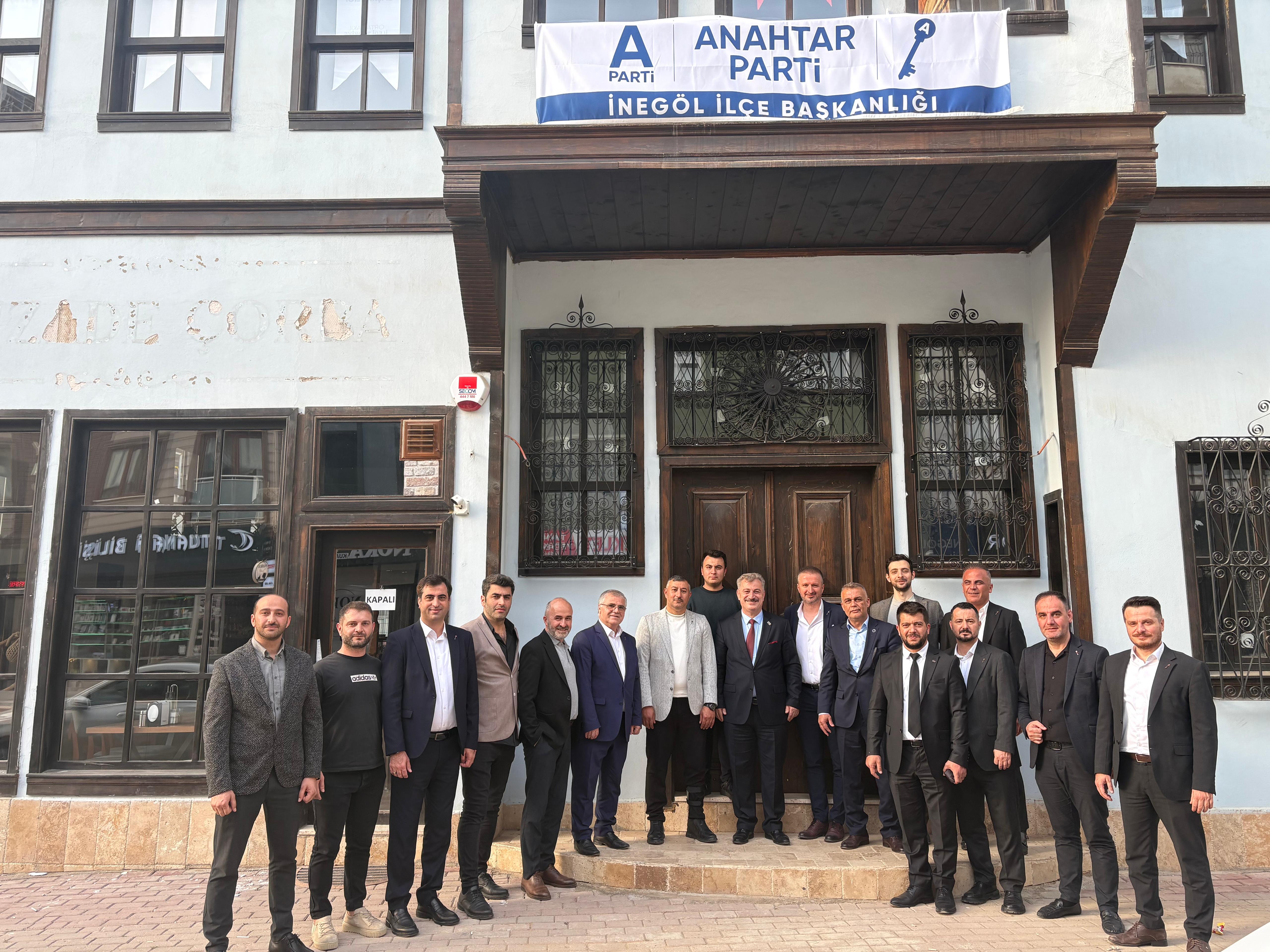 Anahtar Parti'den İnegöl çıkartması: Milli sermaye vurgusu