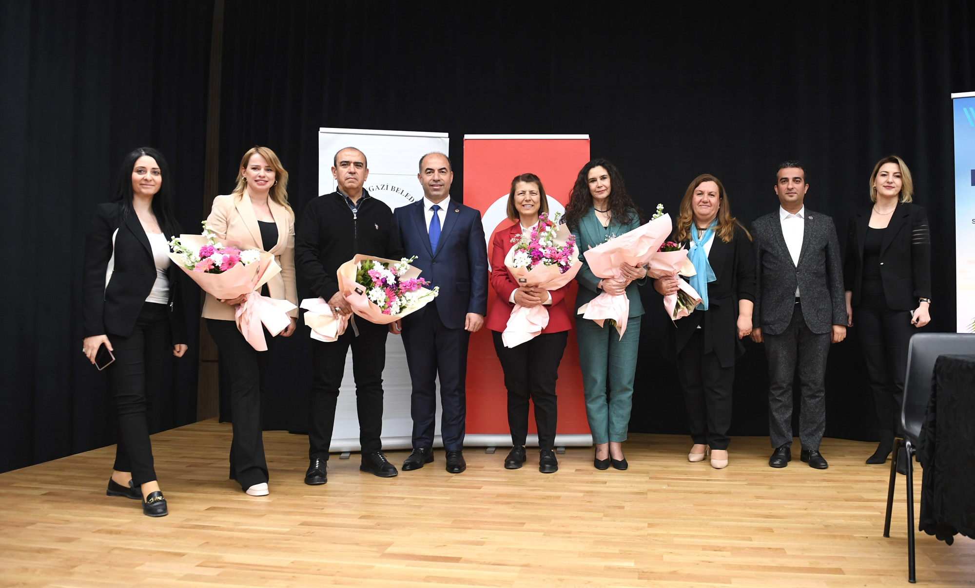 Uzmanlar Osmangazi'nde kanserden korunma yollarını anlattı