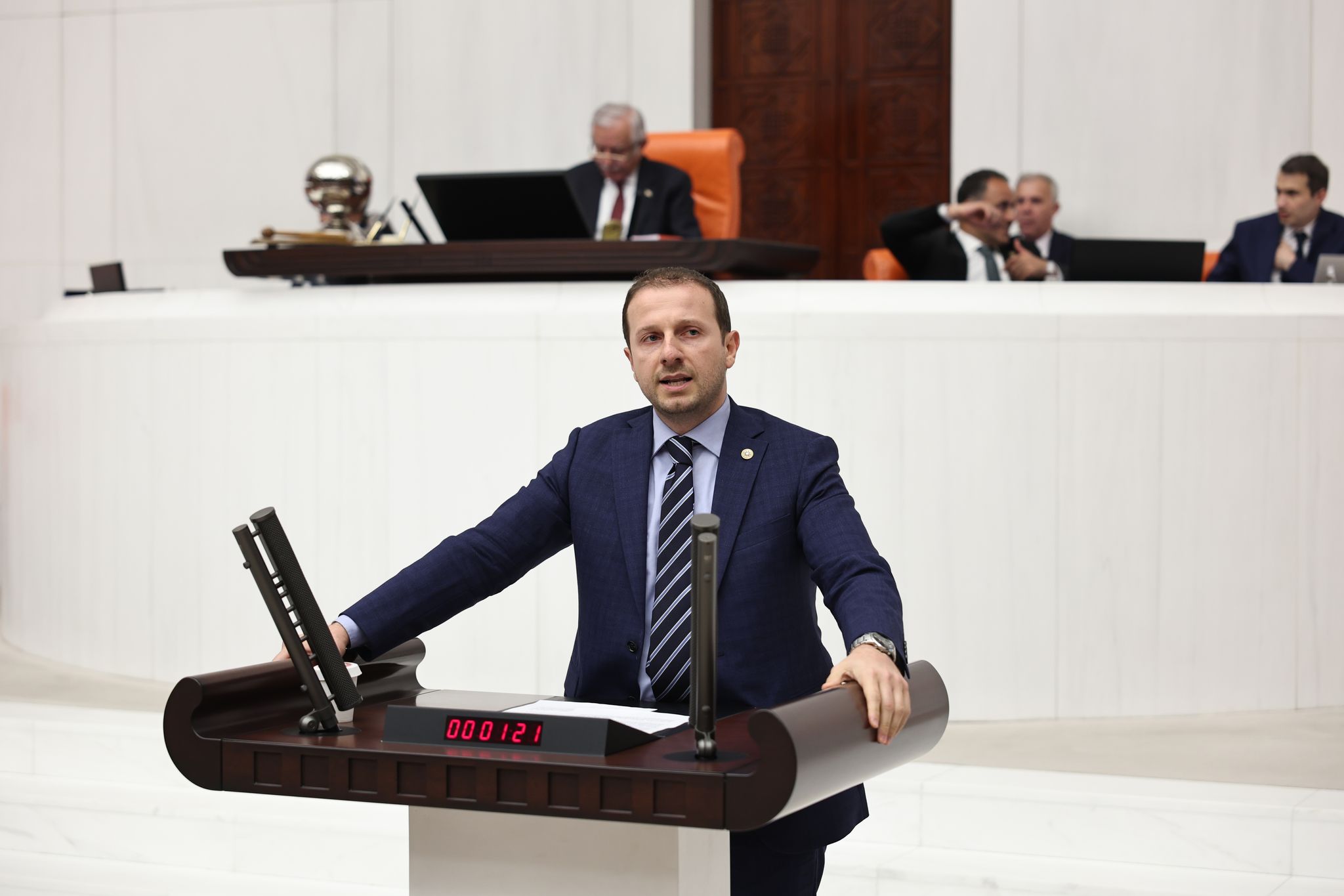 AK Parti Milletvekili Kılıç: "Laf değil, eserler üretiyoruz"