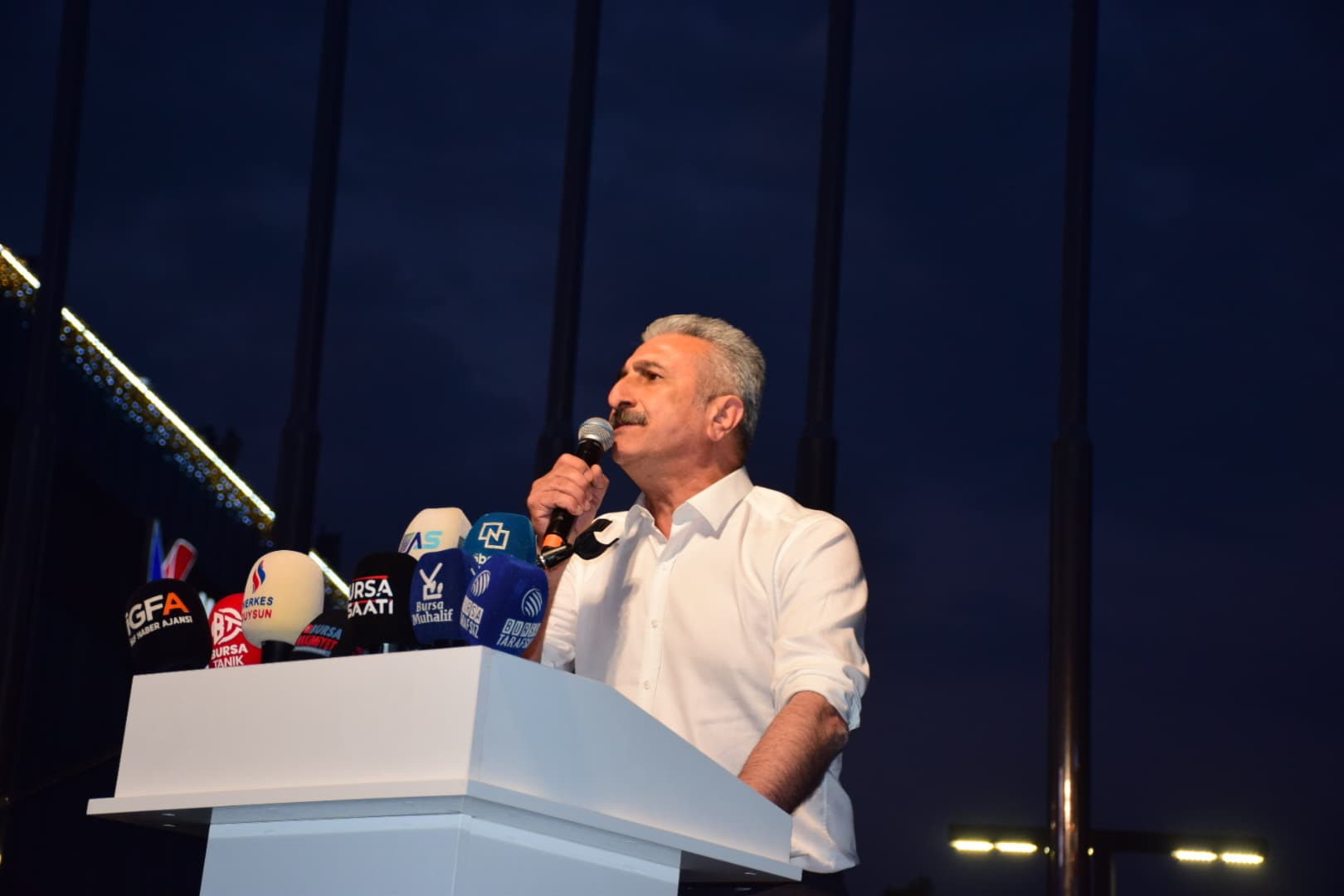 CHP Bursa'dan basın özgürlüğü vurgusu: "Susturulmuş basın, susturulmuş toplumdur"