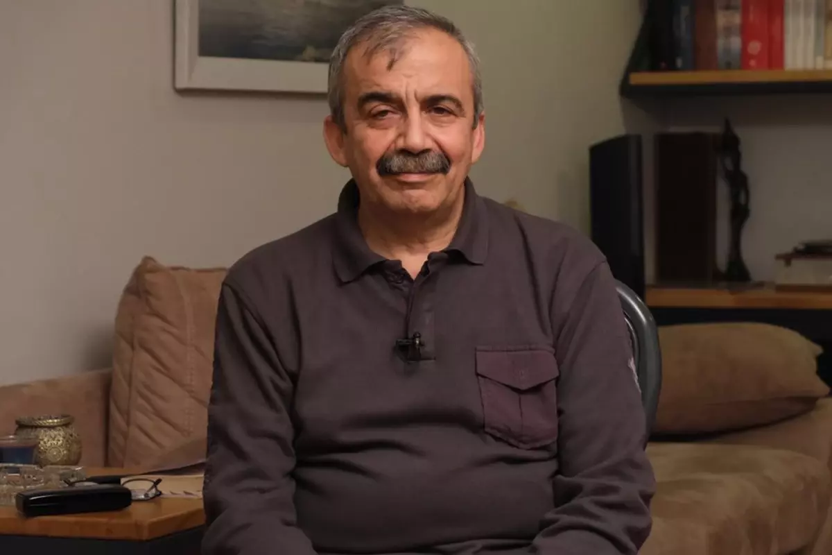 Sırrı Süreyya Önder hayatını kaybetti