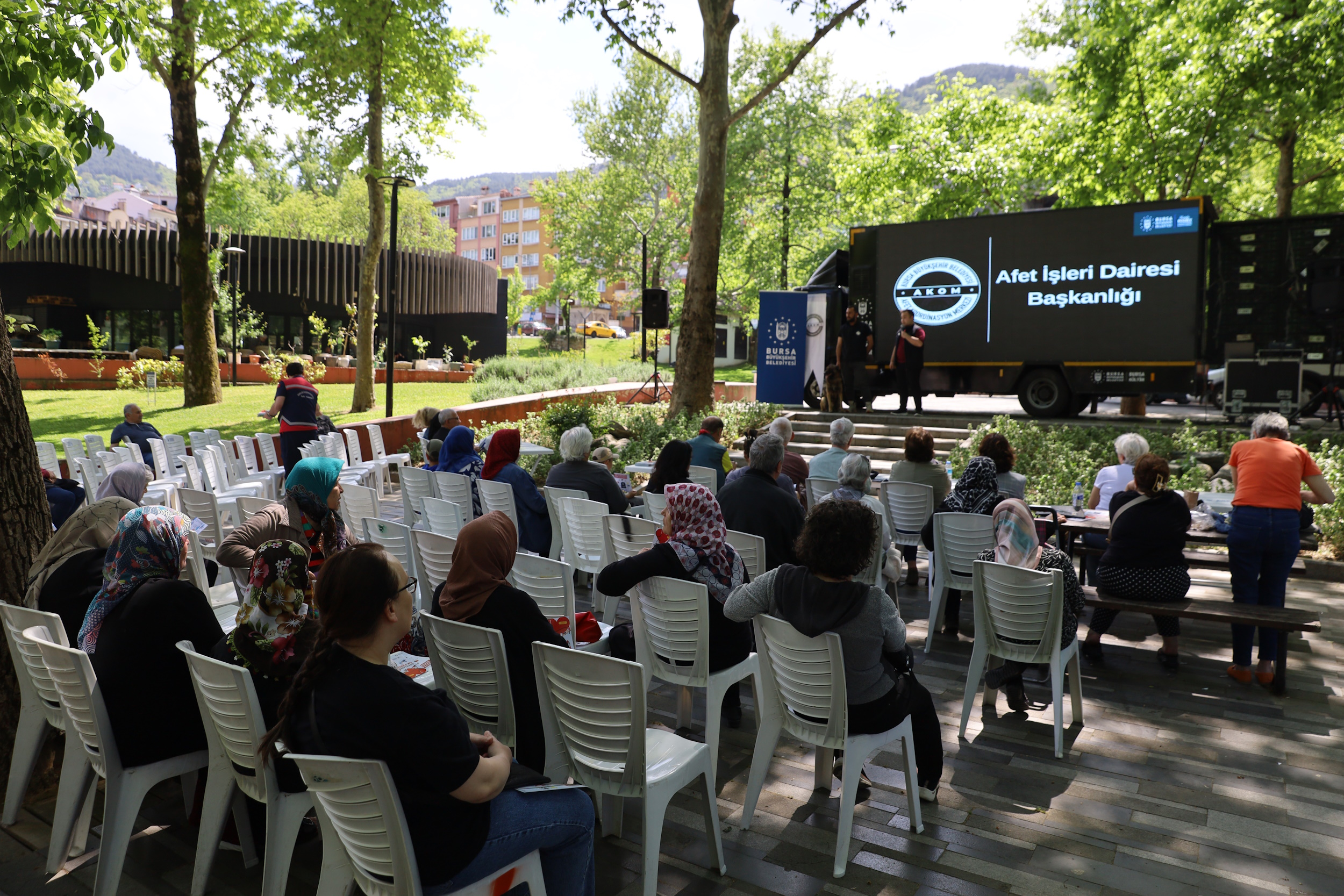 Bursa afetlere hazırlanıyor: Halk bilinçleniyor