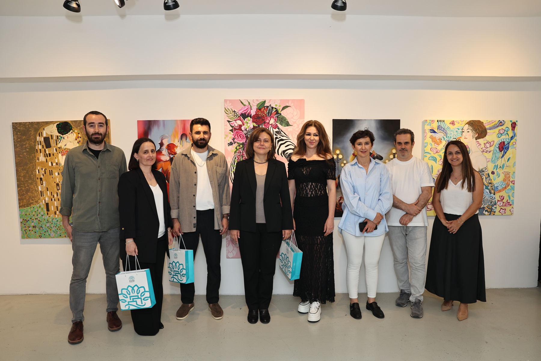 Sanat Atölyeleri Yetişkin Grubu eserleri Nâzım Hikmet'te sergileniyor