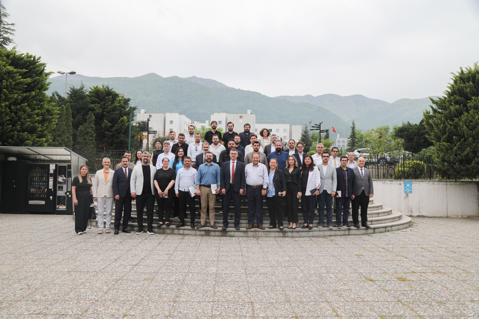 Orman ürünleri sektörünün sorunlarını BTÜ çözüyor