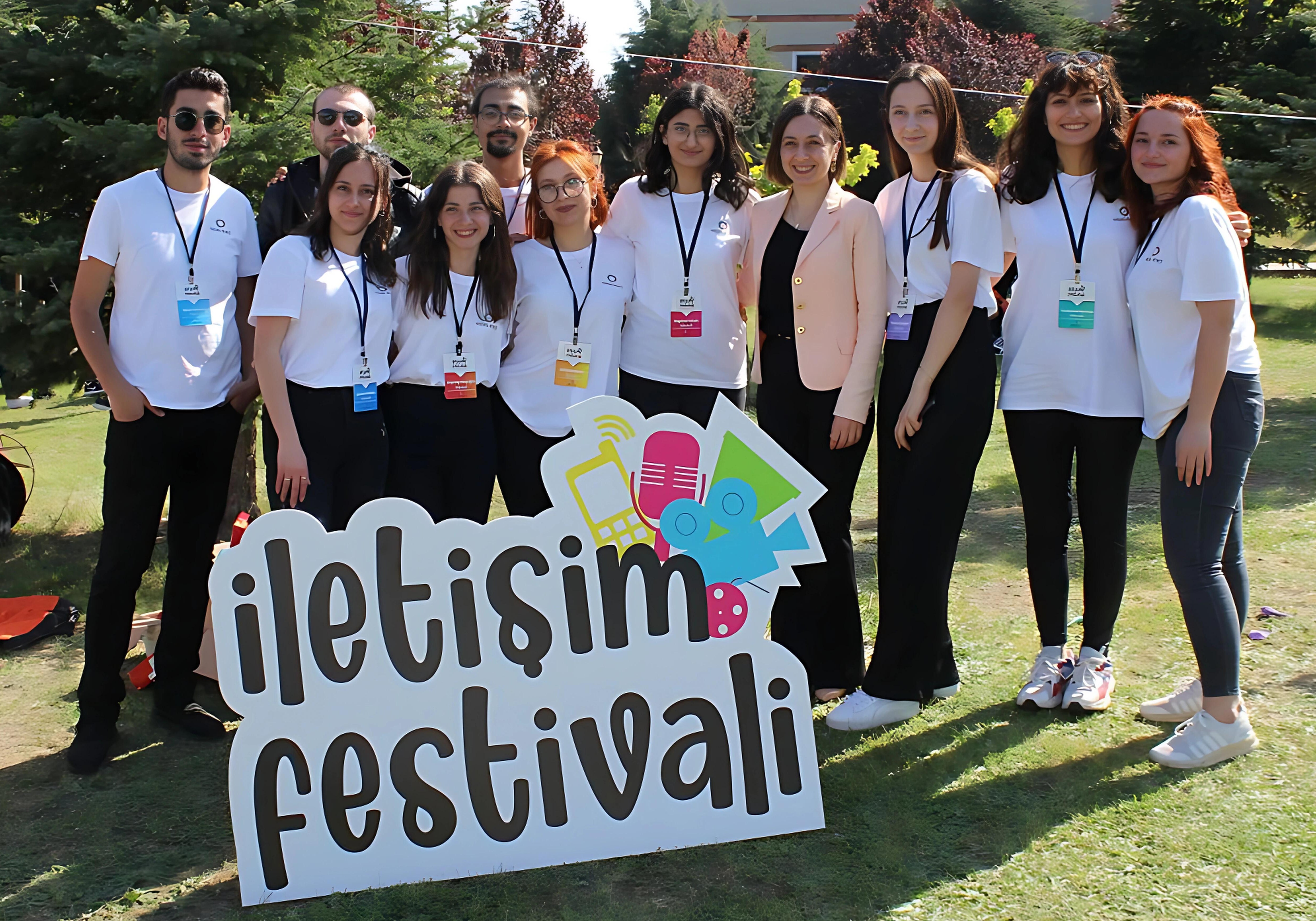 İletişim sektörü Kocaeli'de öğrencilerle bir araya geliyor