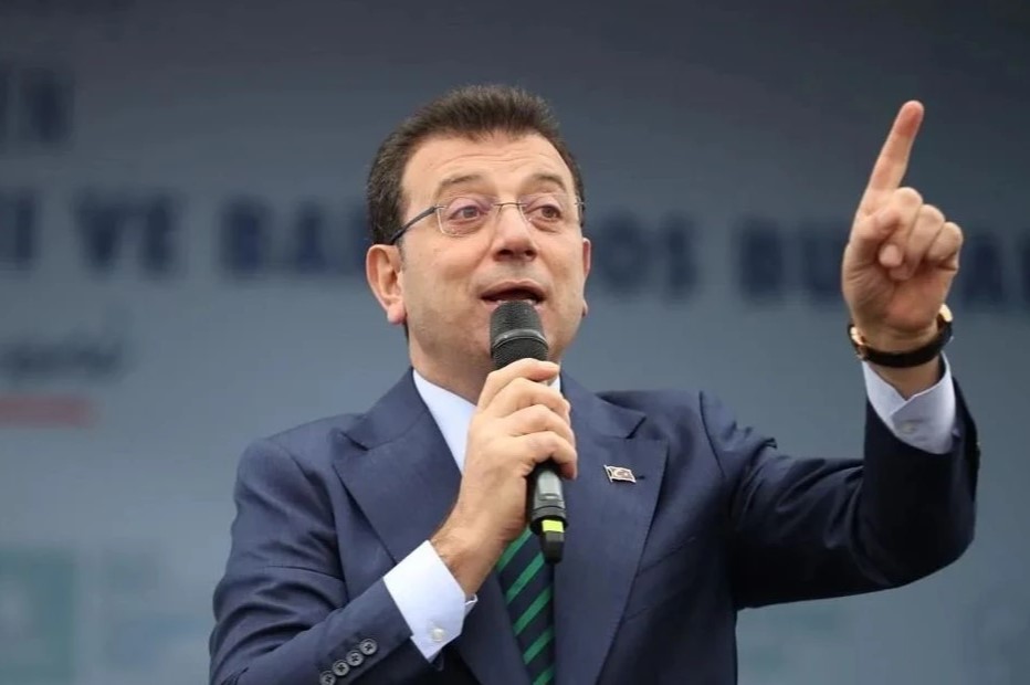 İmamoğlu 'hakaret' iddialarına yanıt verdi: "Kamu adına eleştiri getirdim"