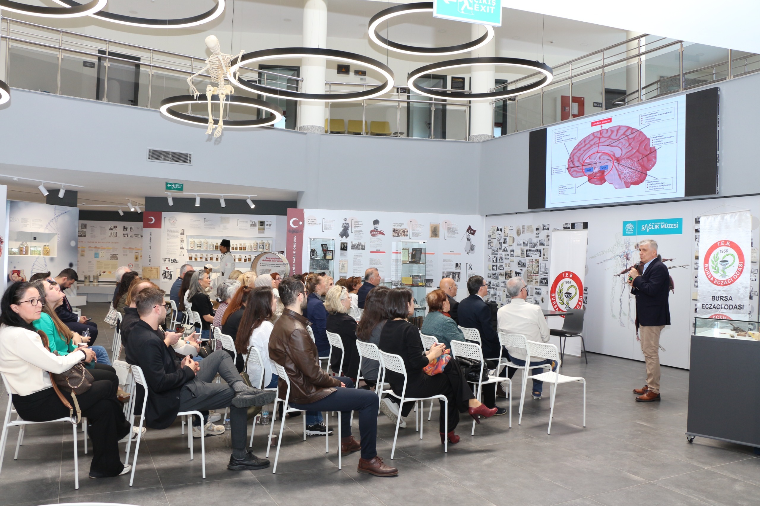 Nilüfer'de Eczacılık Günü'nde toplum sağlığı vurgusu