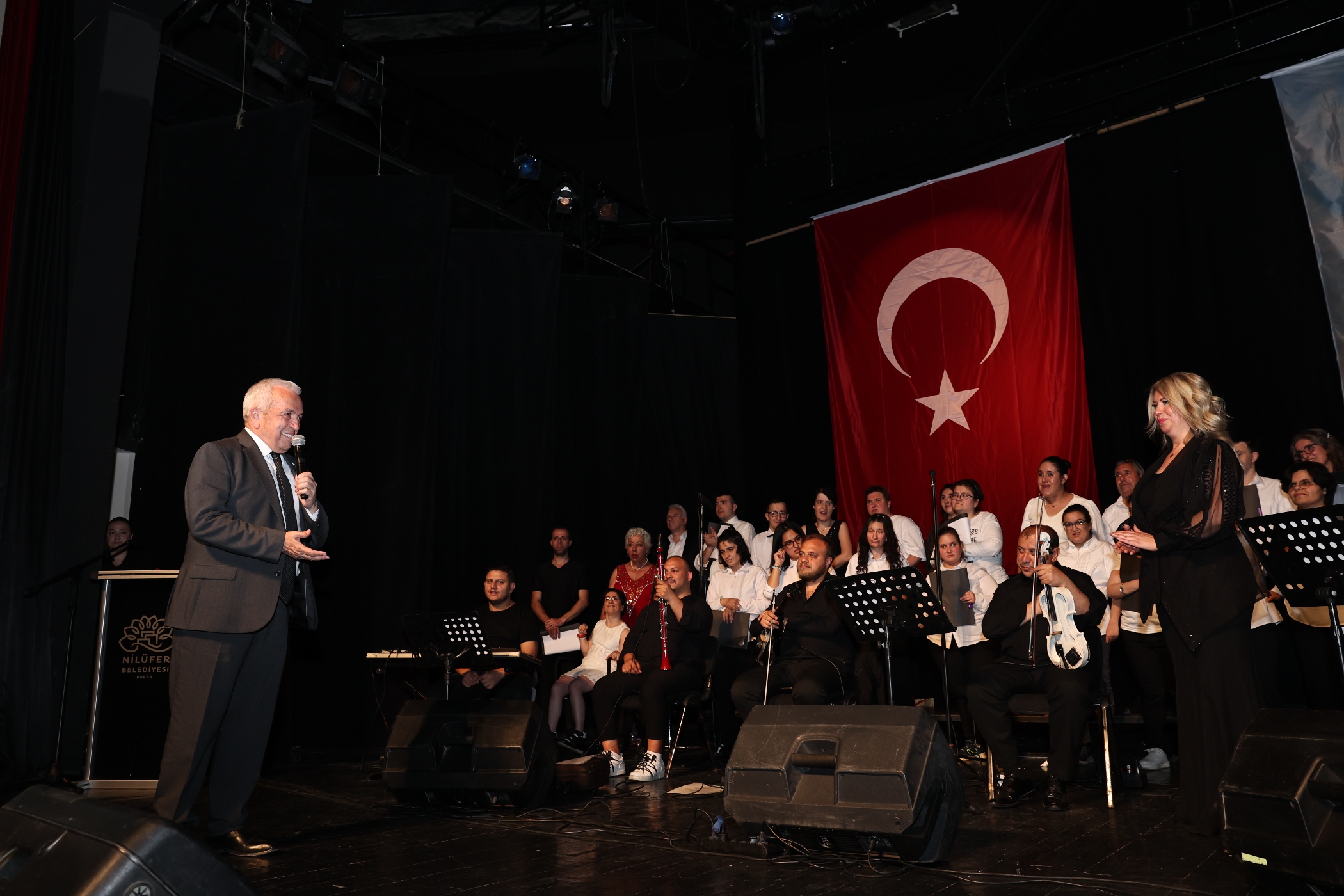 Nilüfer'de engelsiz sesler Yeşilçam klasiklerini yorumladı