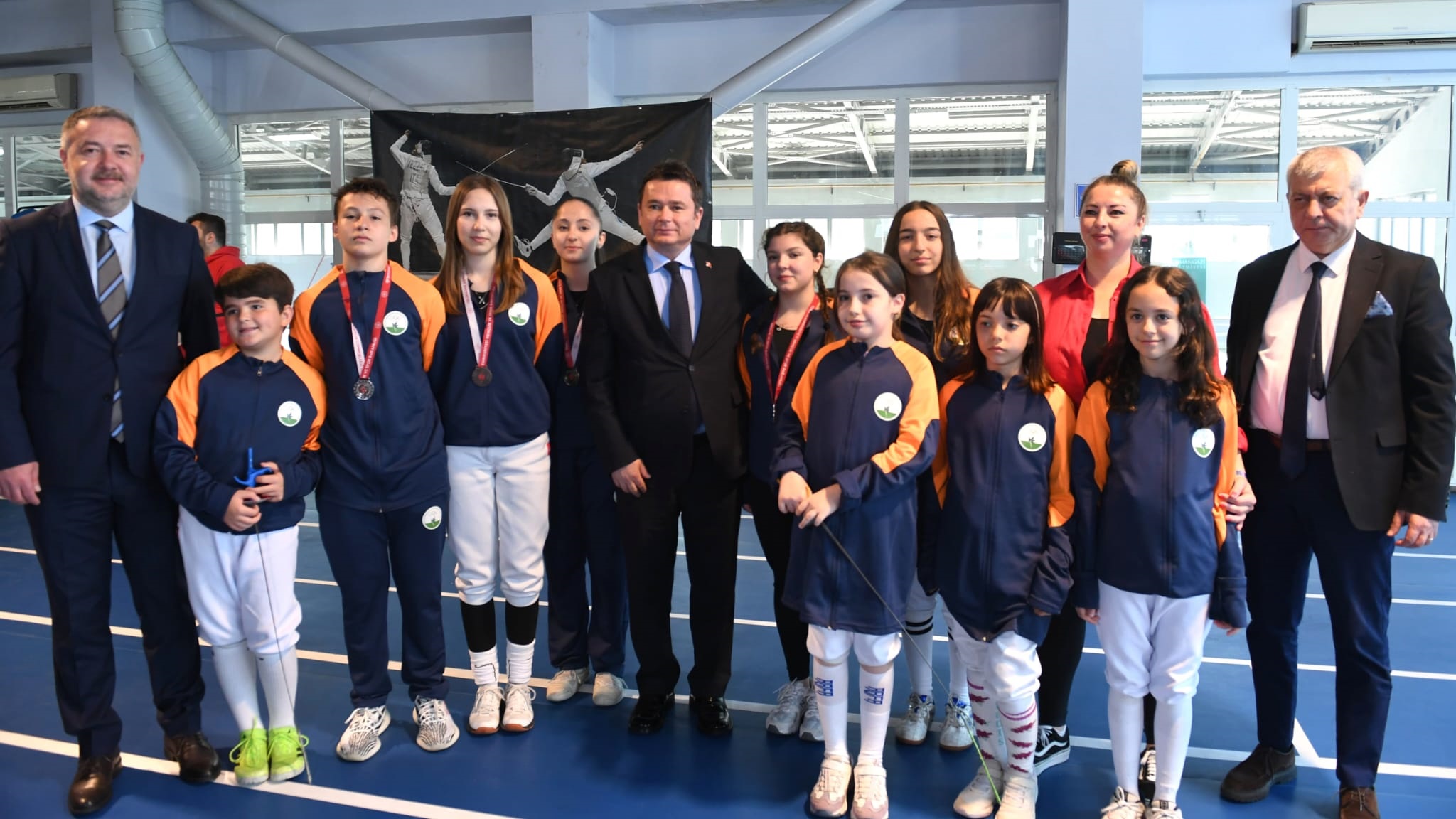 Osmangazi'den eskrime destek: Yeni salon hizmete girdi