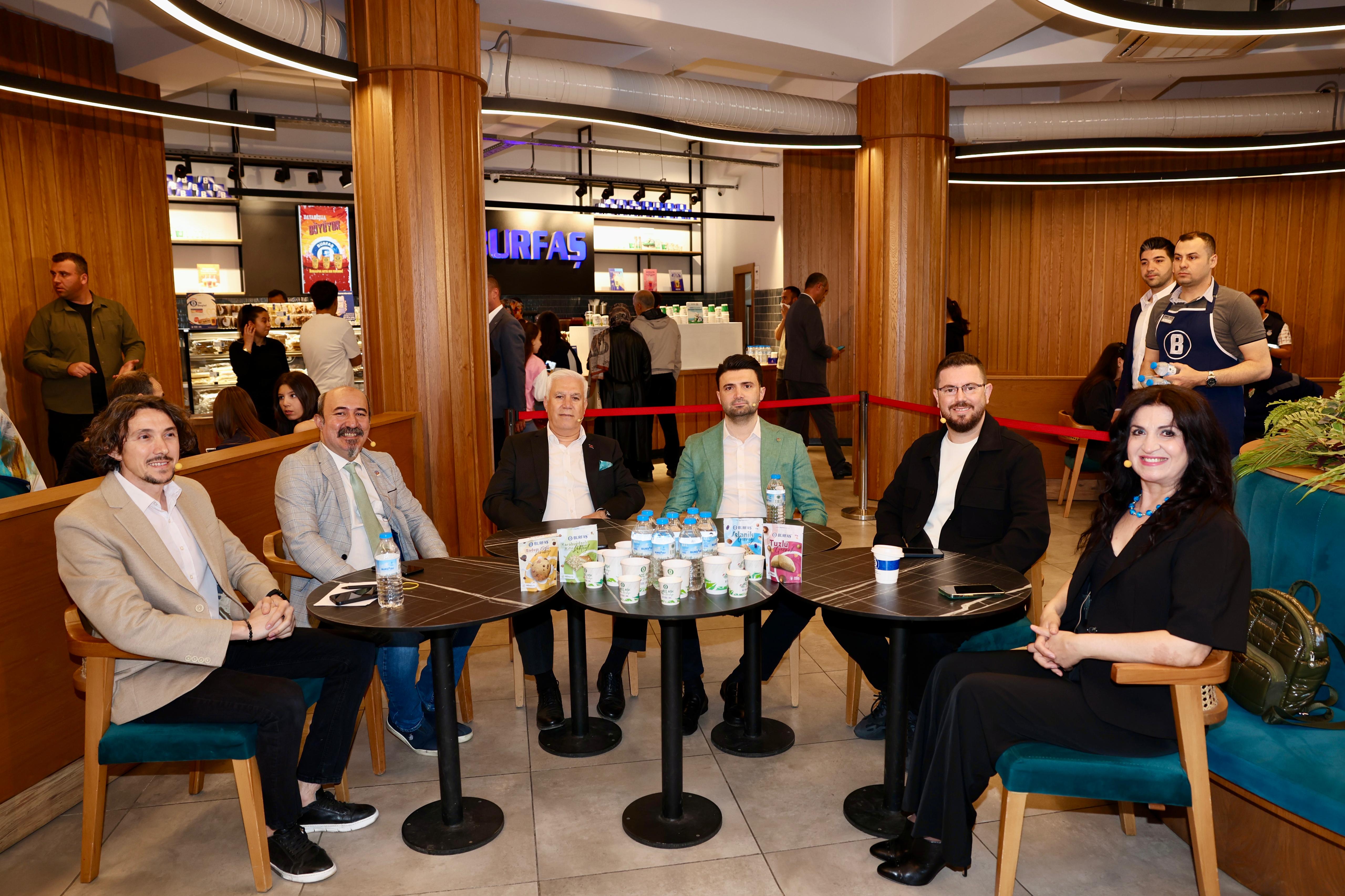 Bozbey ve Çelik'ten Bursaspor'a destek mesajları: Şampiyonluk bu sene de gelecek