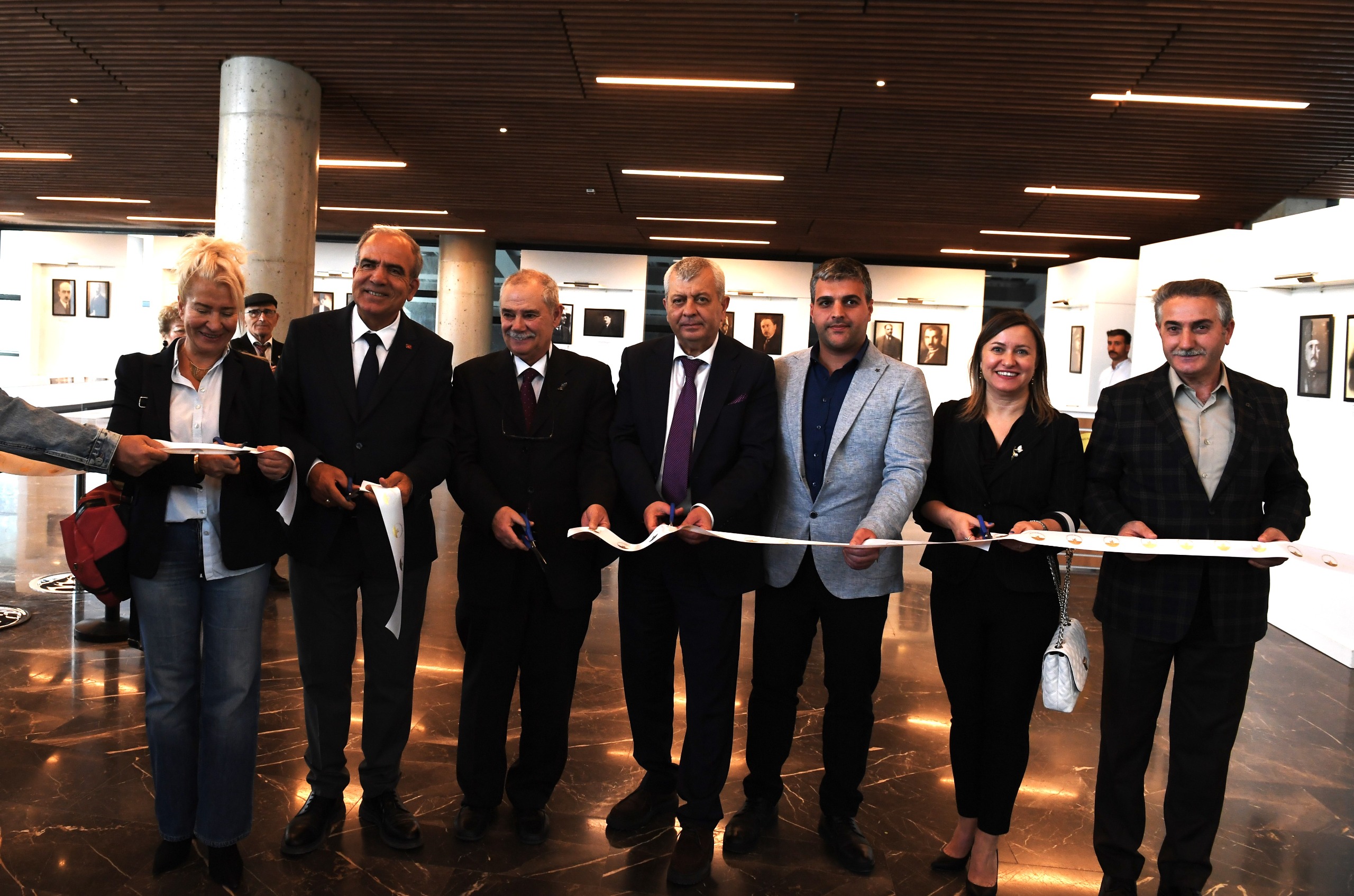 Işık Kansu'nun özel koleksiyonu Osmangazi'de sergileniyor