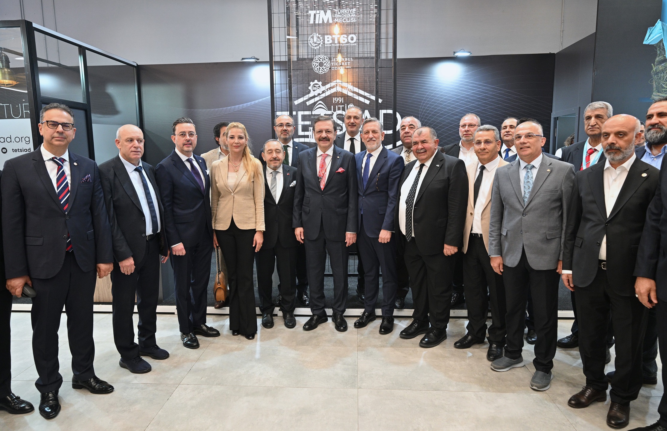 TOBB Başkanı Hisarcıklıoğlu'ndan HOMETEX Fuarı'na tam not