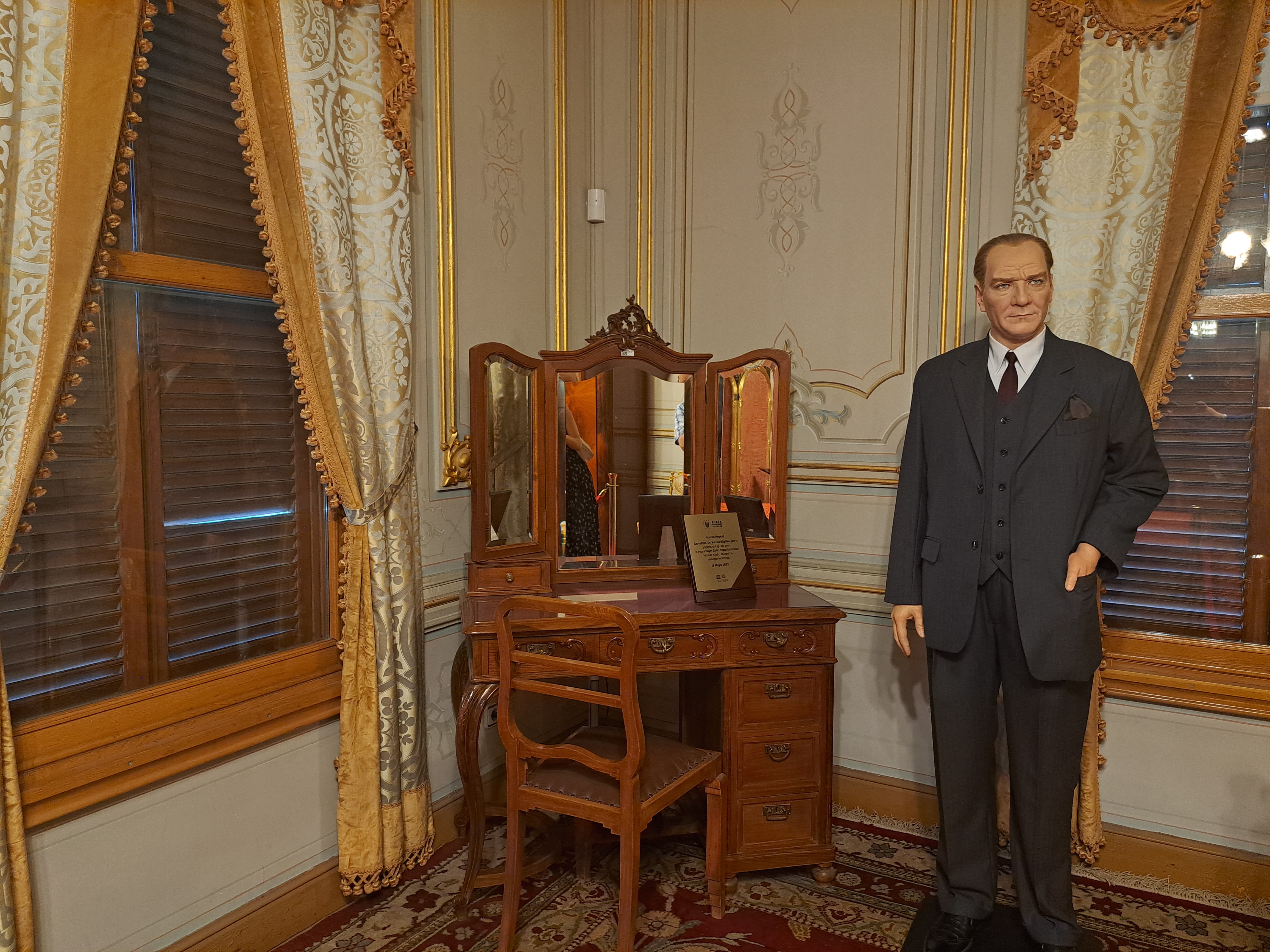 Atatürk’ün Balmumu Heykeli Hünkar Köşkü’nde