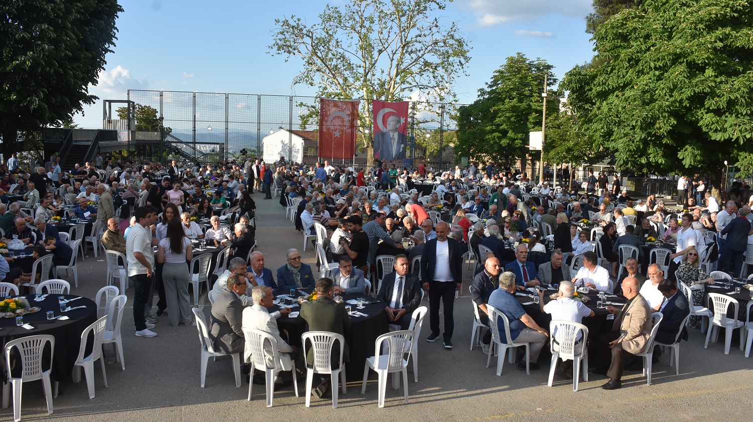 157 yıllık eğitim çınarında unutulmaz mezunlar buluşması