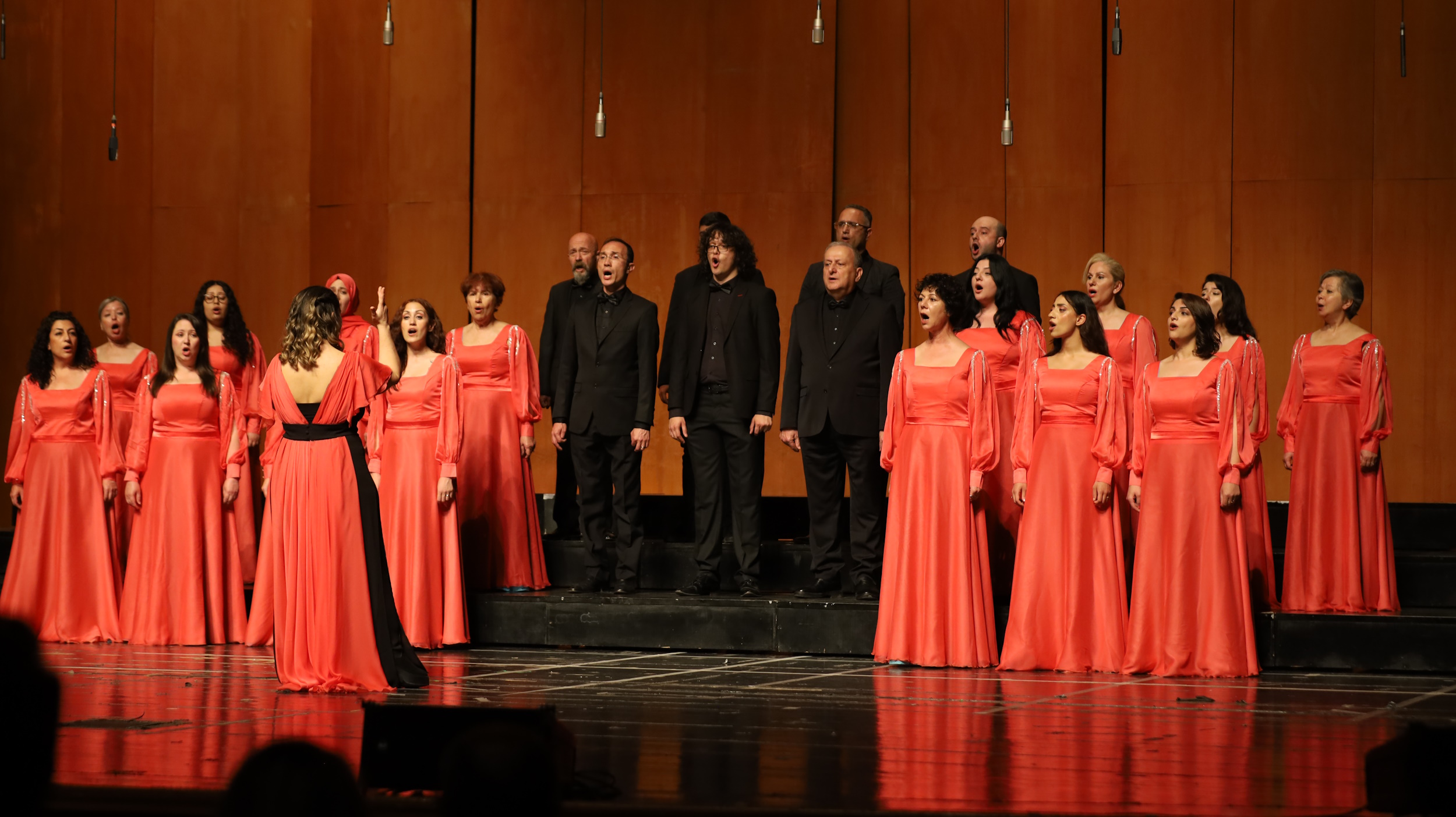 Büyükşehir Belediyesi'nden Nâzım Hikmet'e anlamlı konser