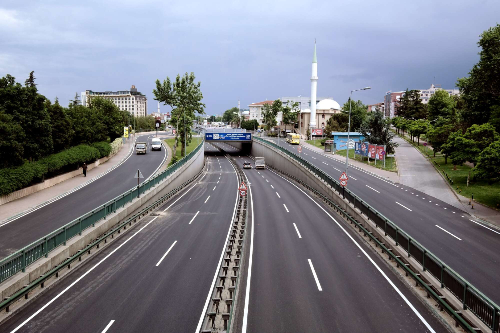 Bursa-Karacabey yolunda kontrollü geçiş uygulaması