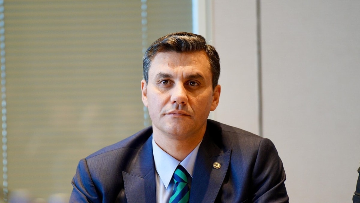 Ferdi Zeyrek yaşam savaşını kaybetti