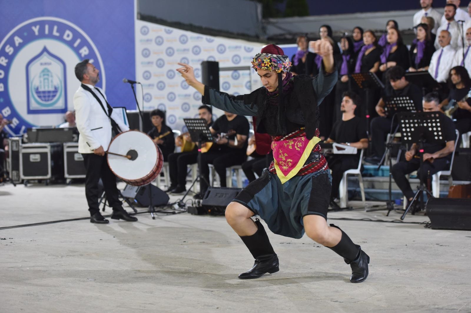 Yıldırım Belediyesi'nden yaz coşkusu: Erguvan Korosu ve Halk Dansları