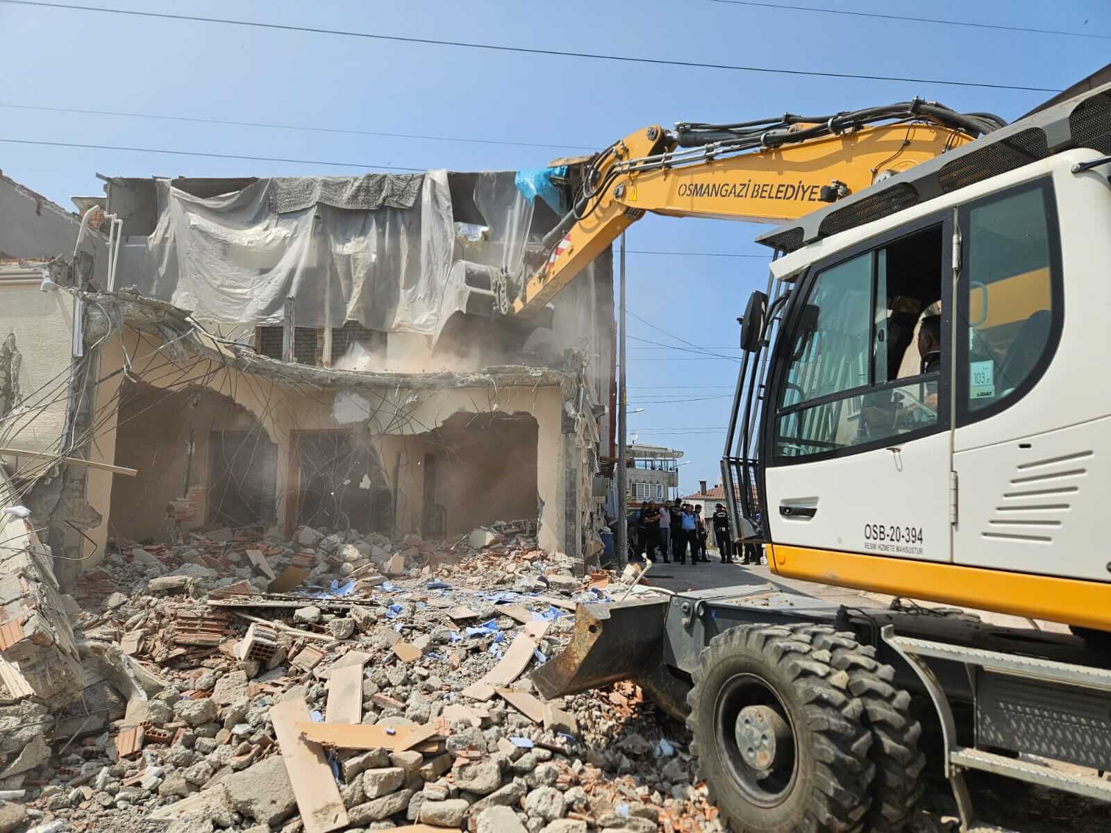 Osmangazi Belediyesi’nden kaçak yapıya geçit yok